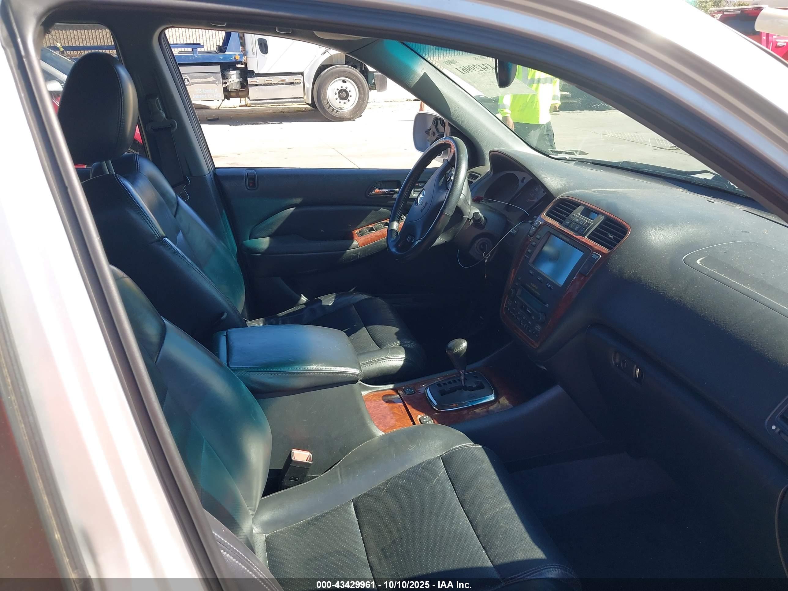 ACURA MDX image 5