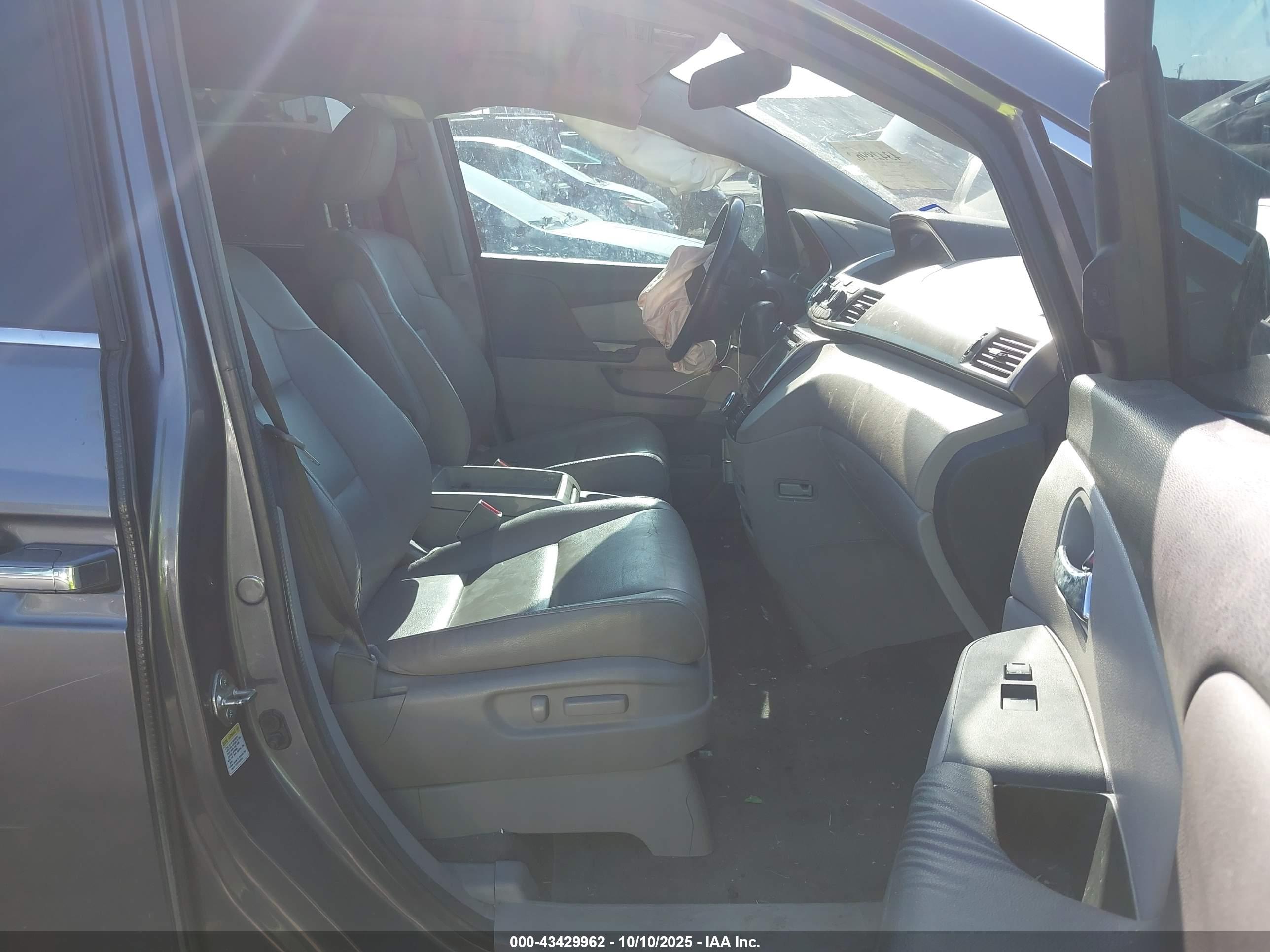 HONDA ODYSSEY image 5