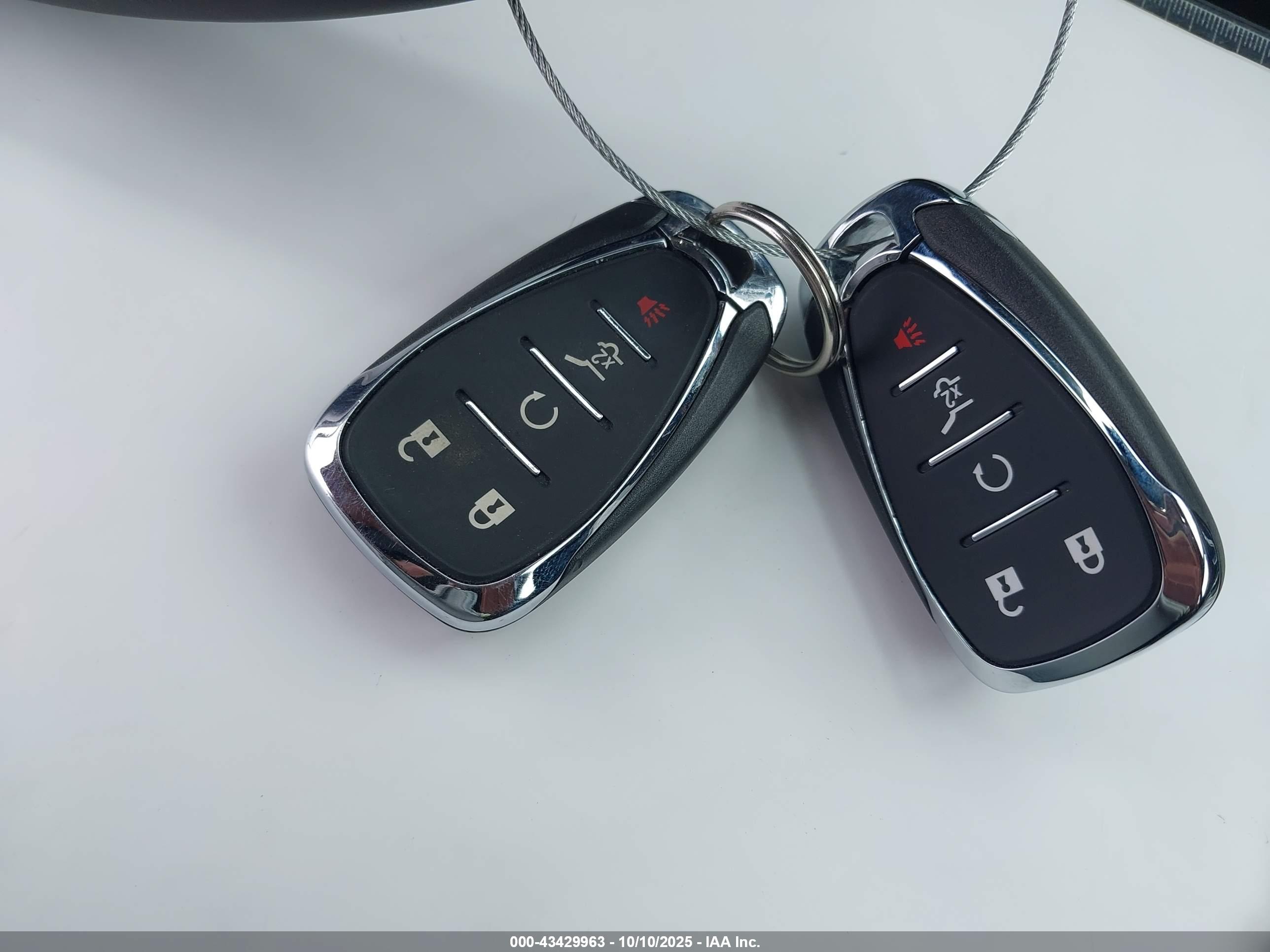 CHEVROLET EQUINOX image 11