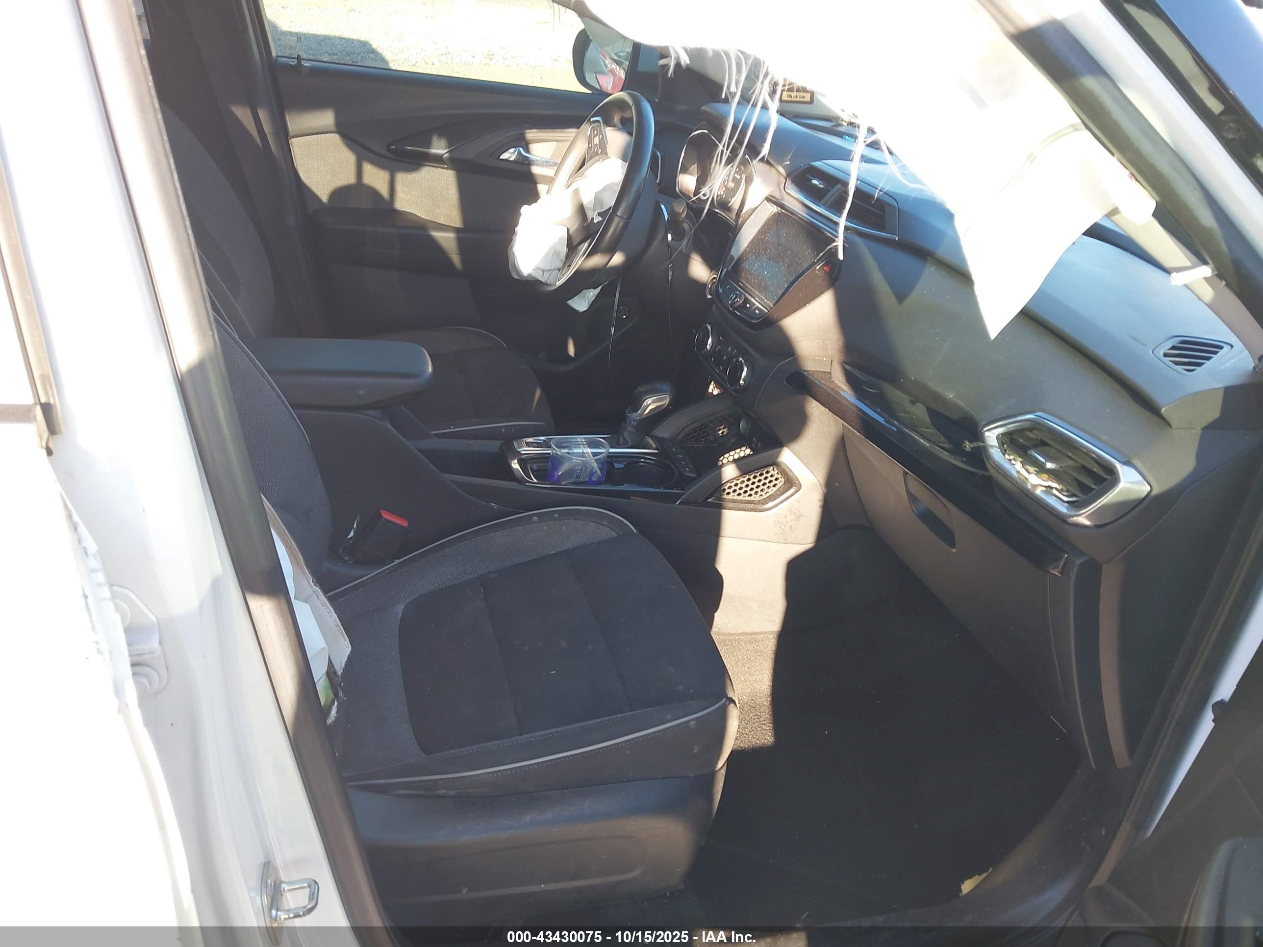 CHEVROLET TRAILBLAZER image 5