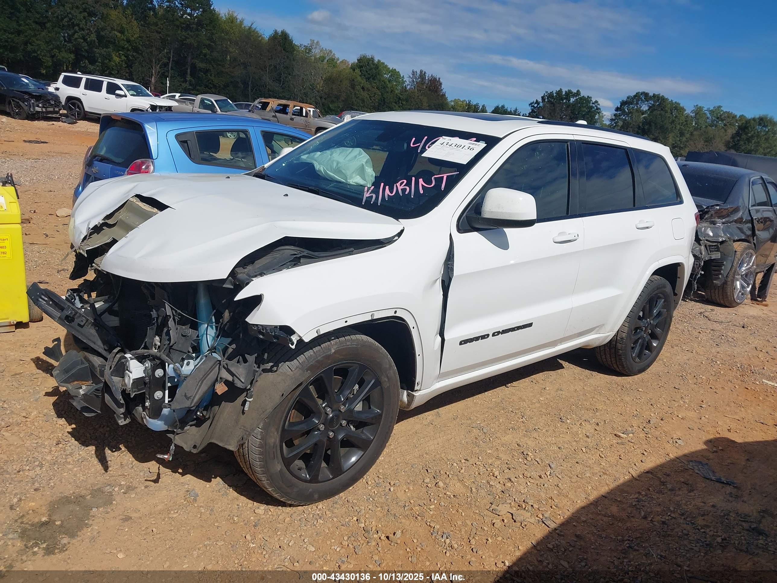 JEEP GRAND image 2