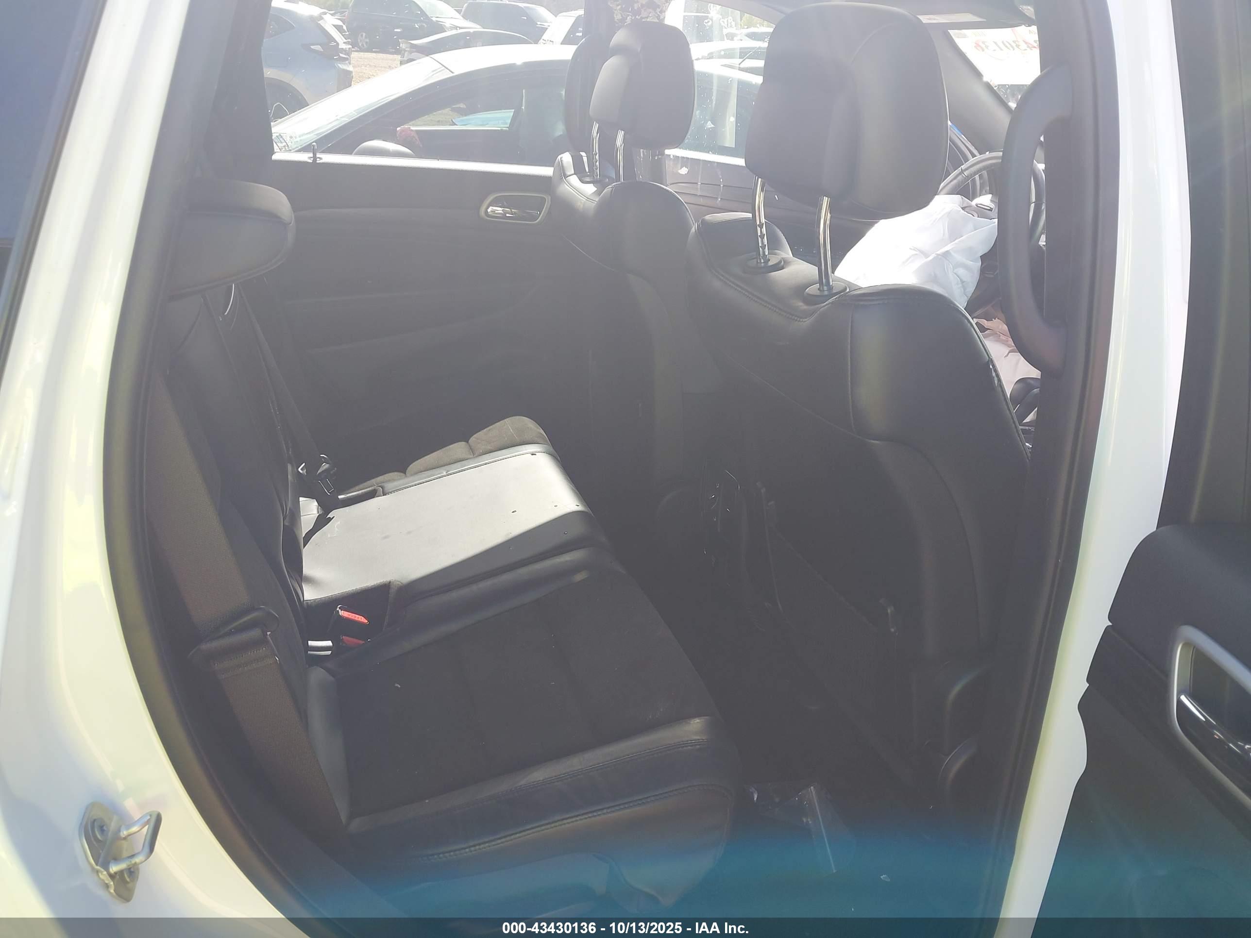 JEEP GRAND image 8