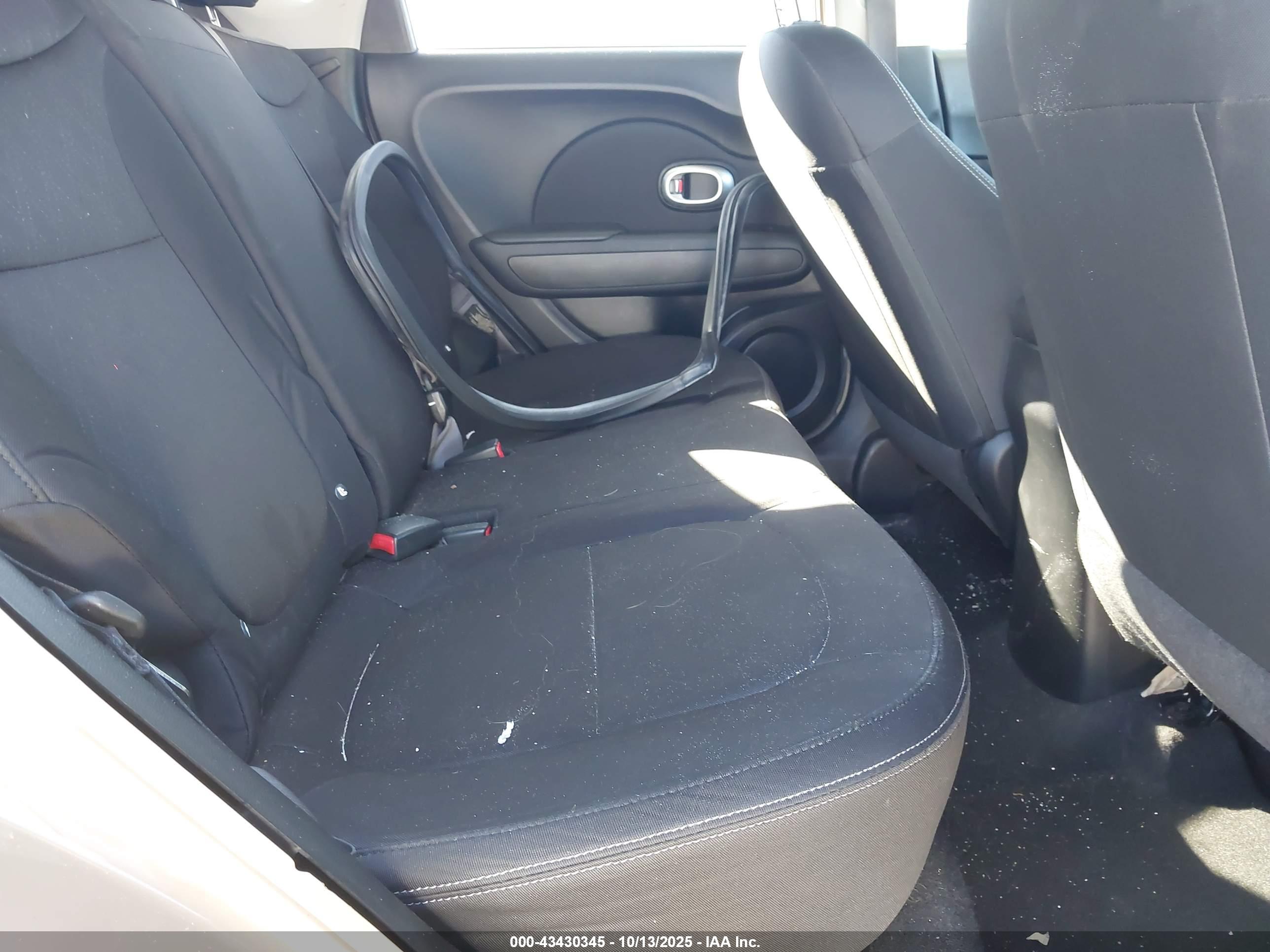 KIA SOUL image 8