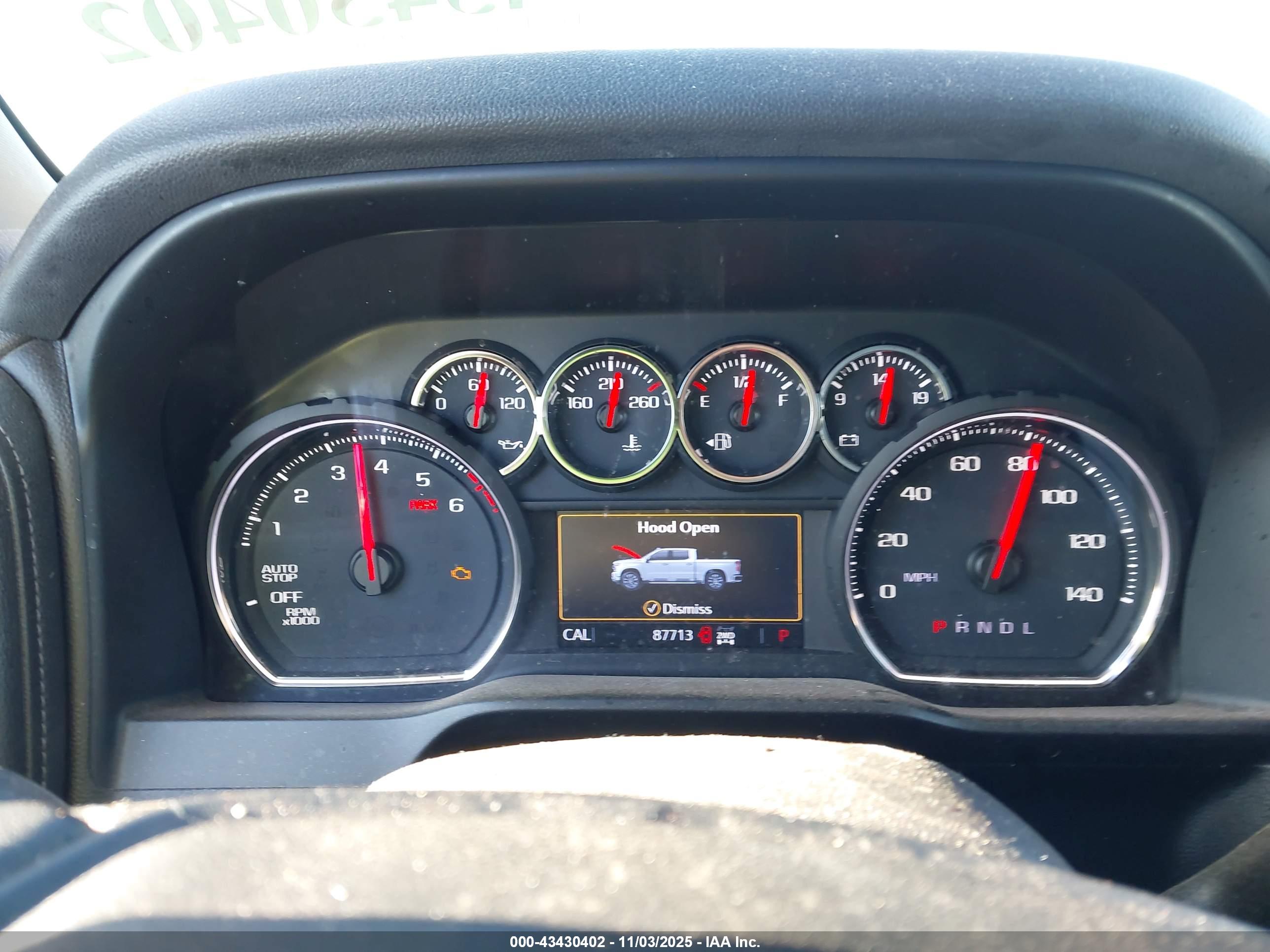CHEVROLET SILVERADO image 7