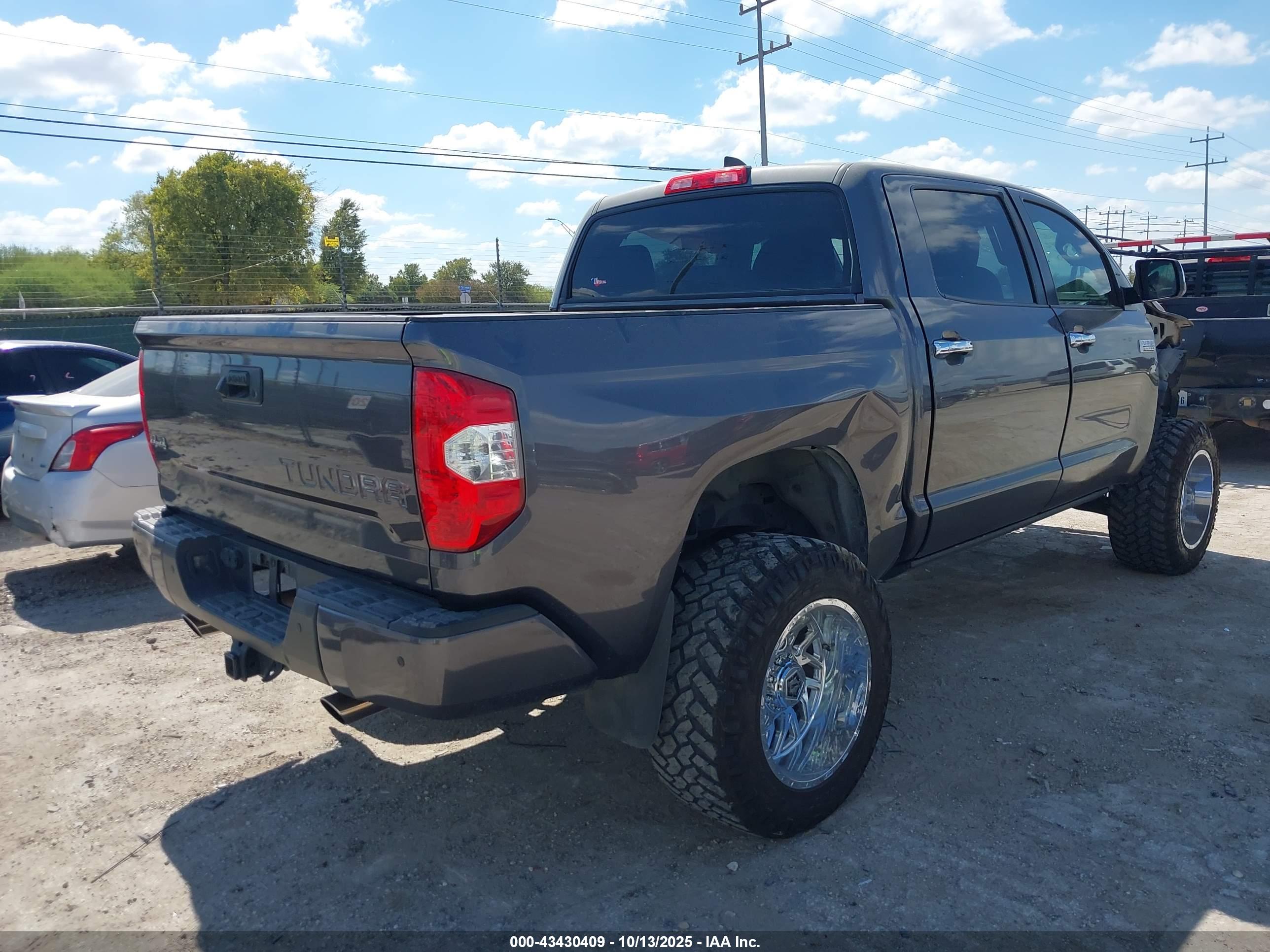 TOYOTA TUNDRA image 4