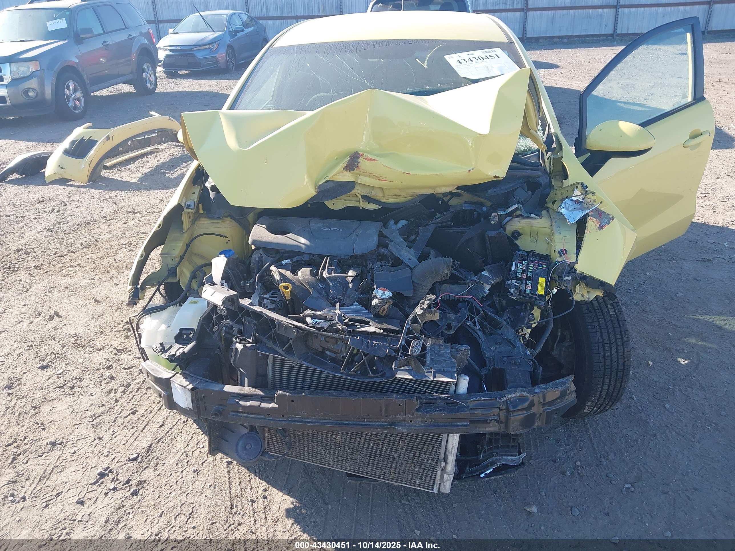 KIA RIO image 6