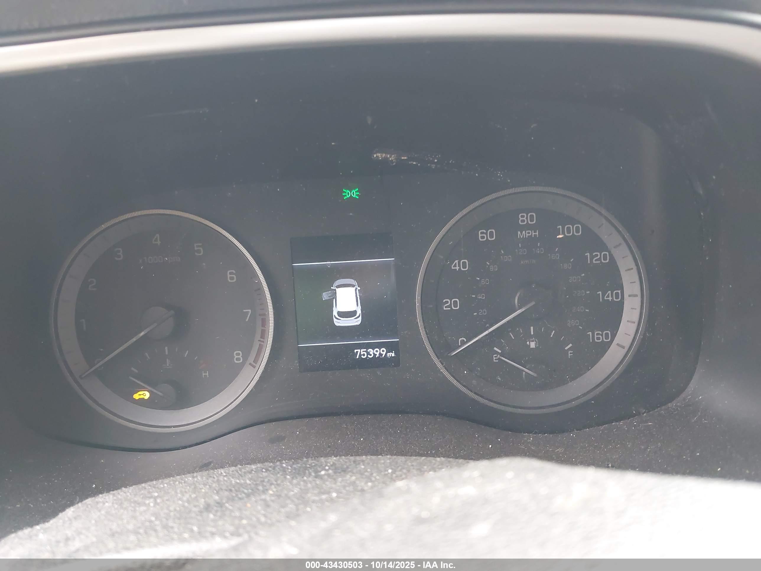 HYUNDAI TUCSON image 7