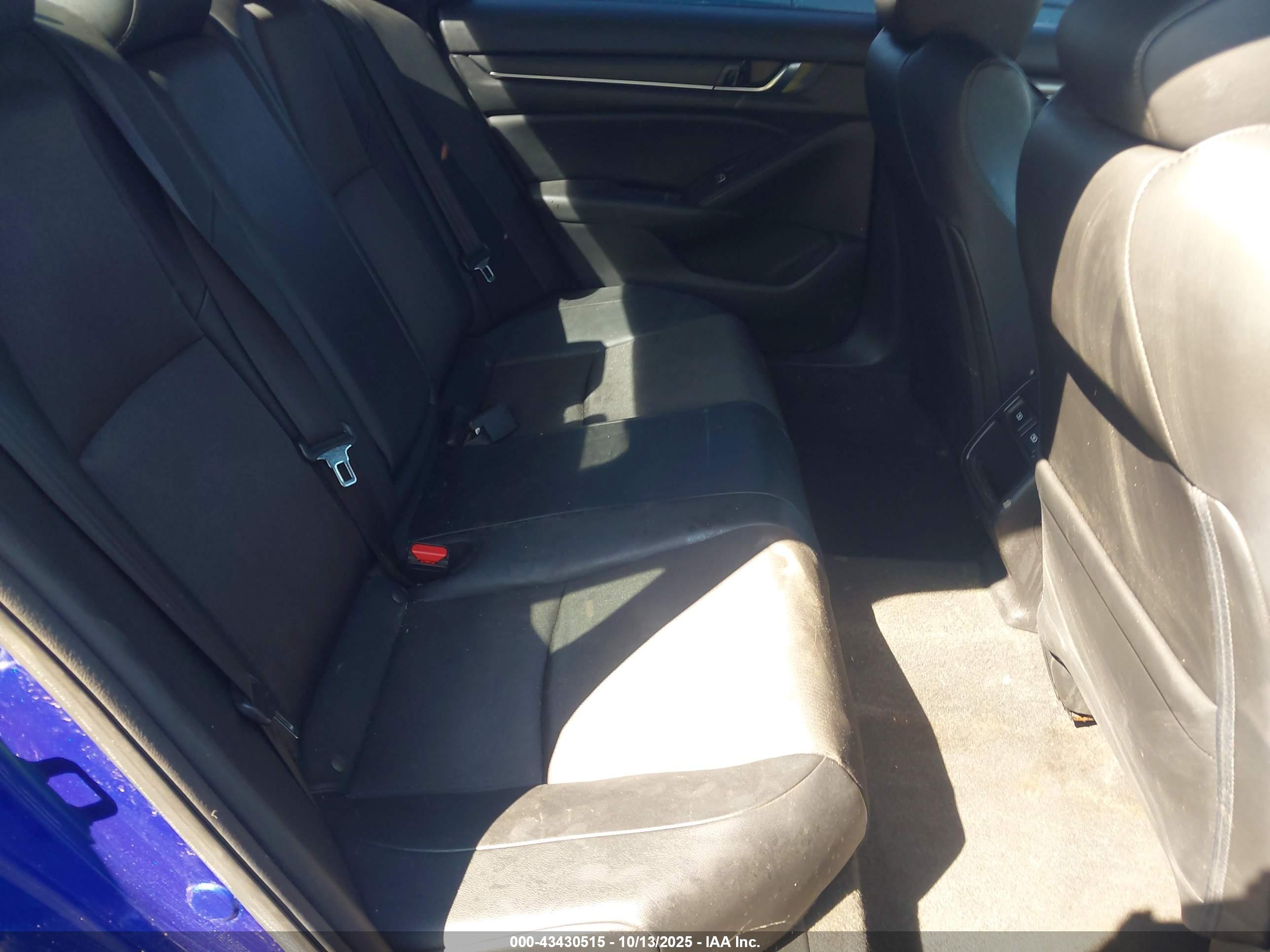 HONDA ACCORD image 8