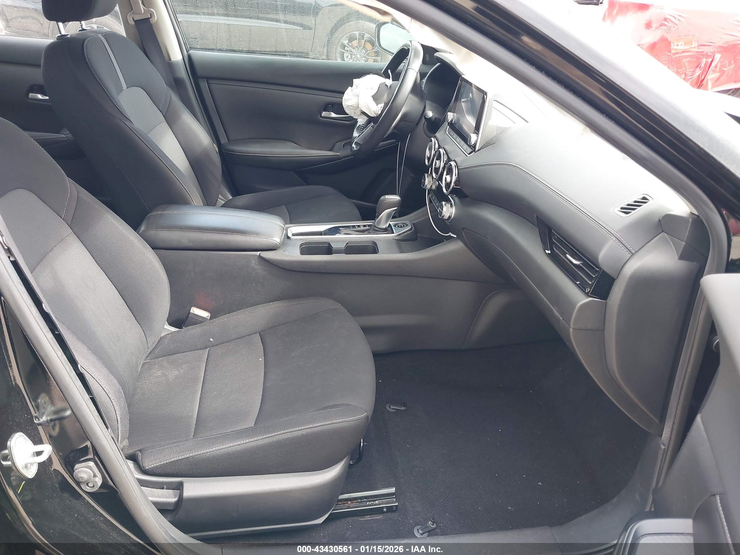 NISSAN SENTRA image 5