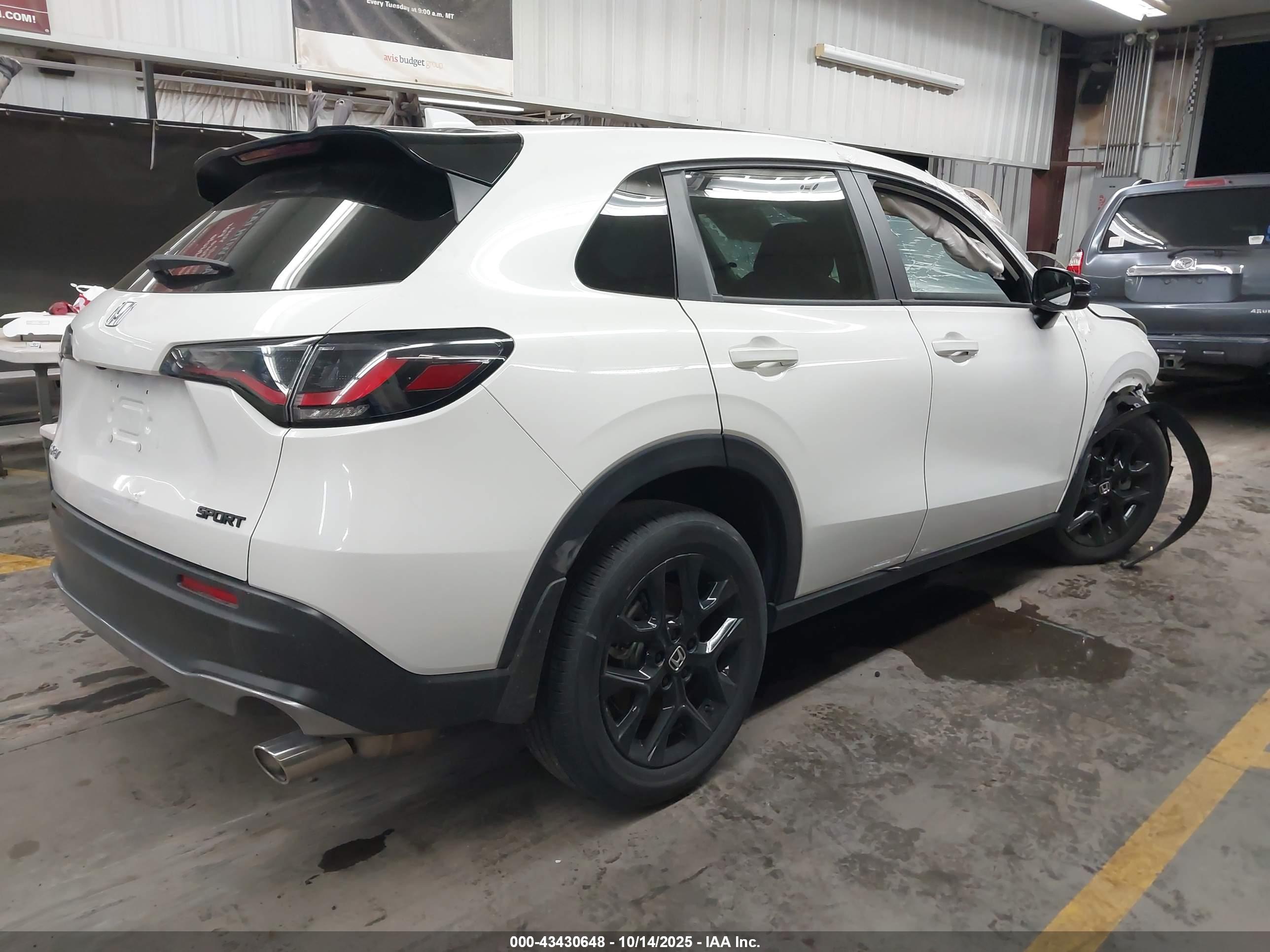 HONDA HR-V image 4