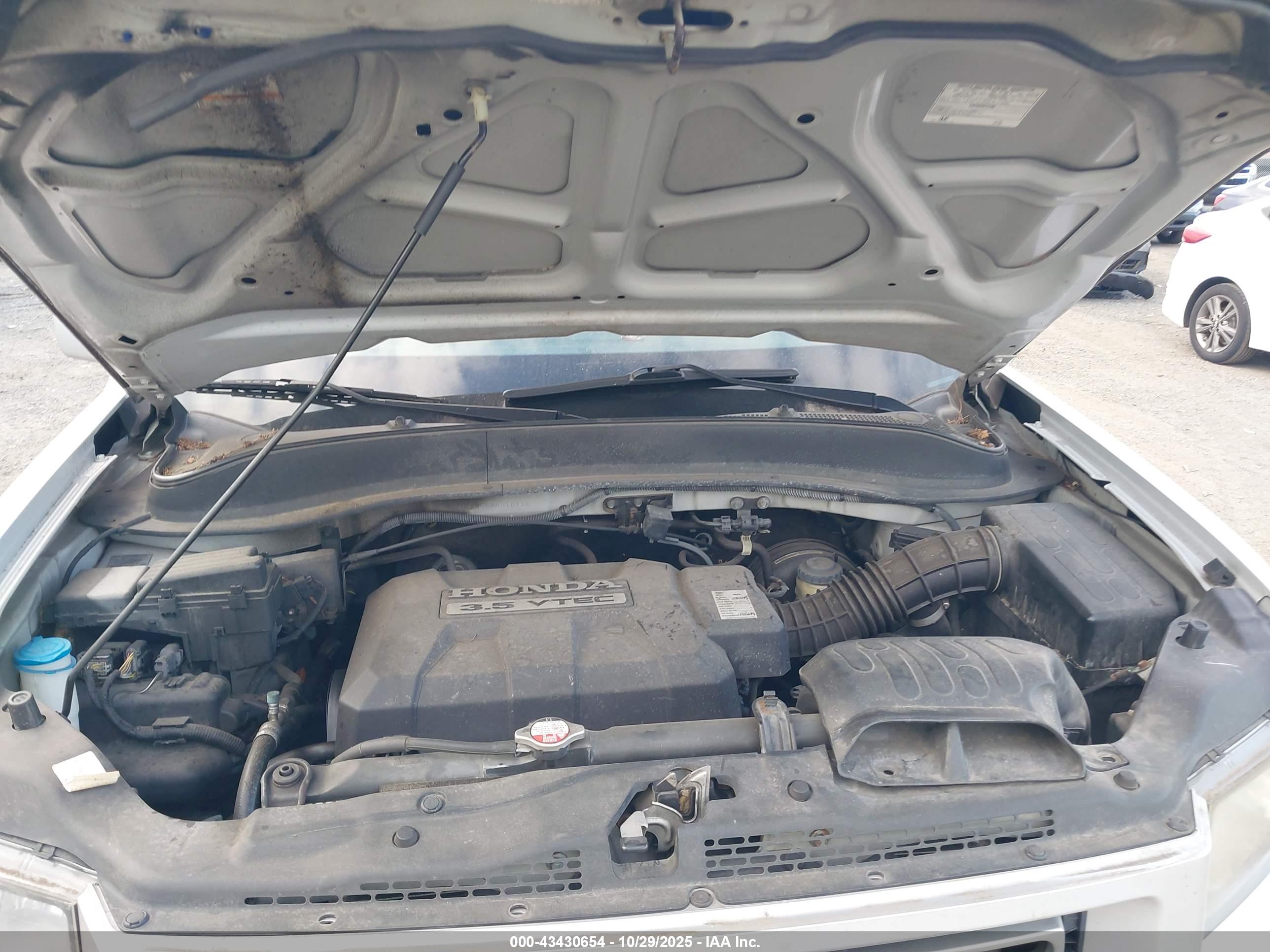 HONDA RIDGELINE image 10
