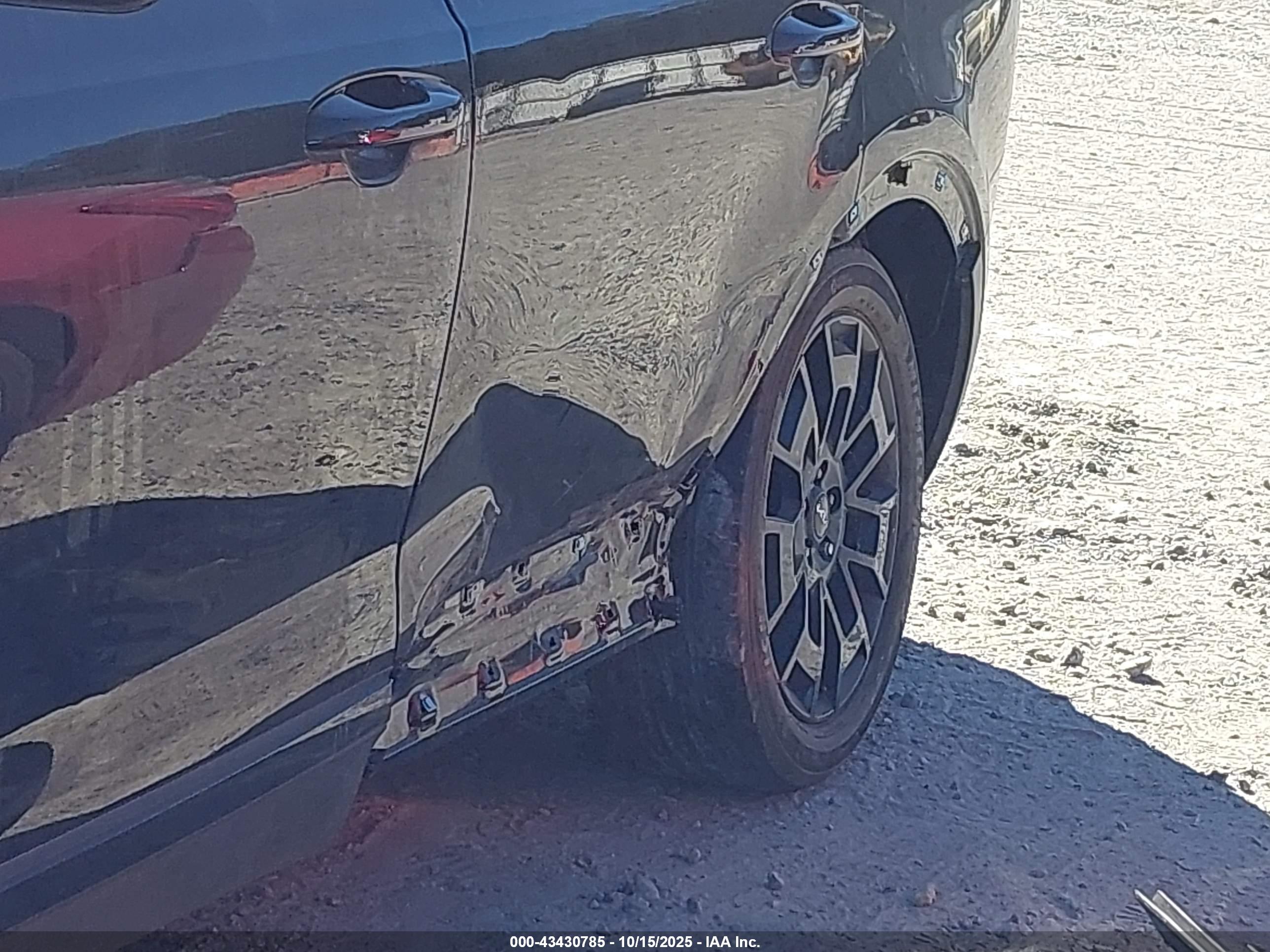 KIA TELLURIDE image 6