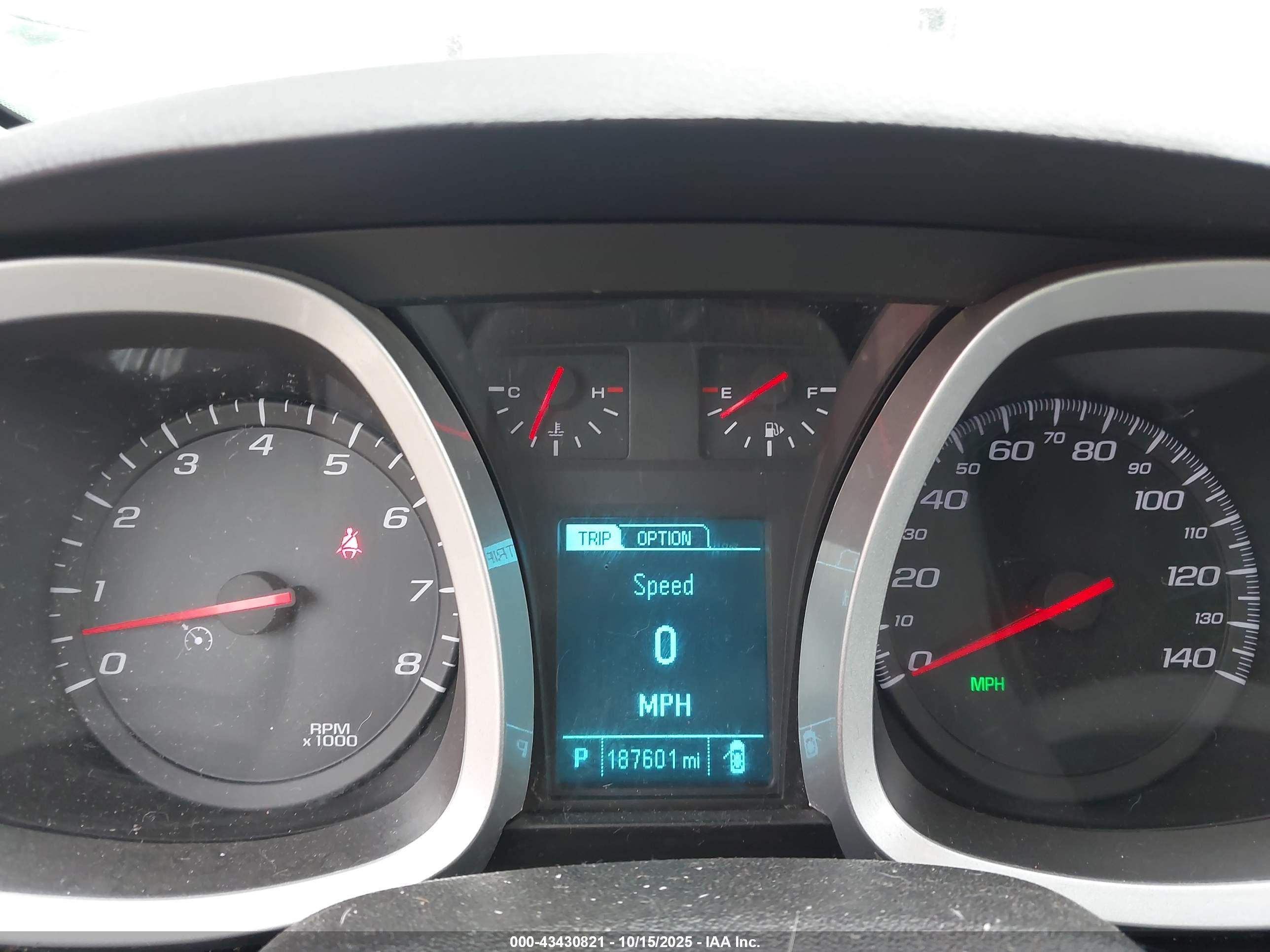 CHEVROLET EQUINOX image 7
