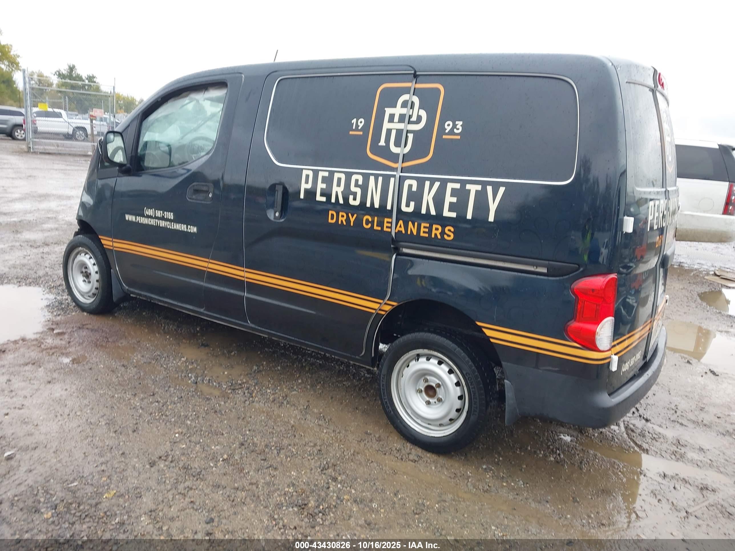 NISSAN NV200 image 3