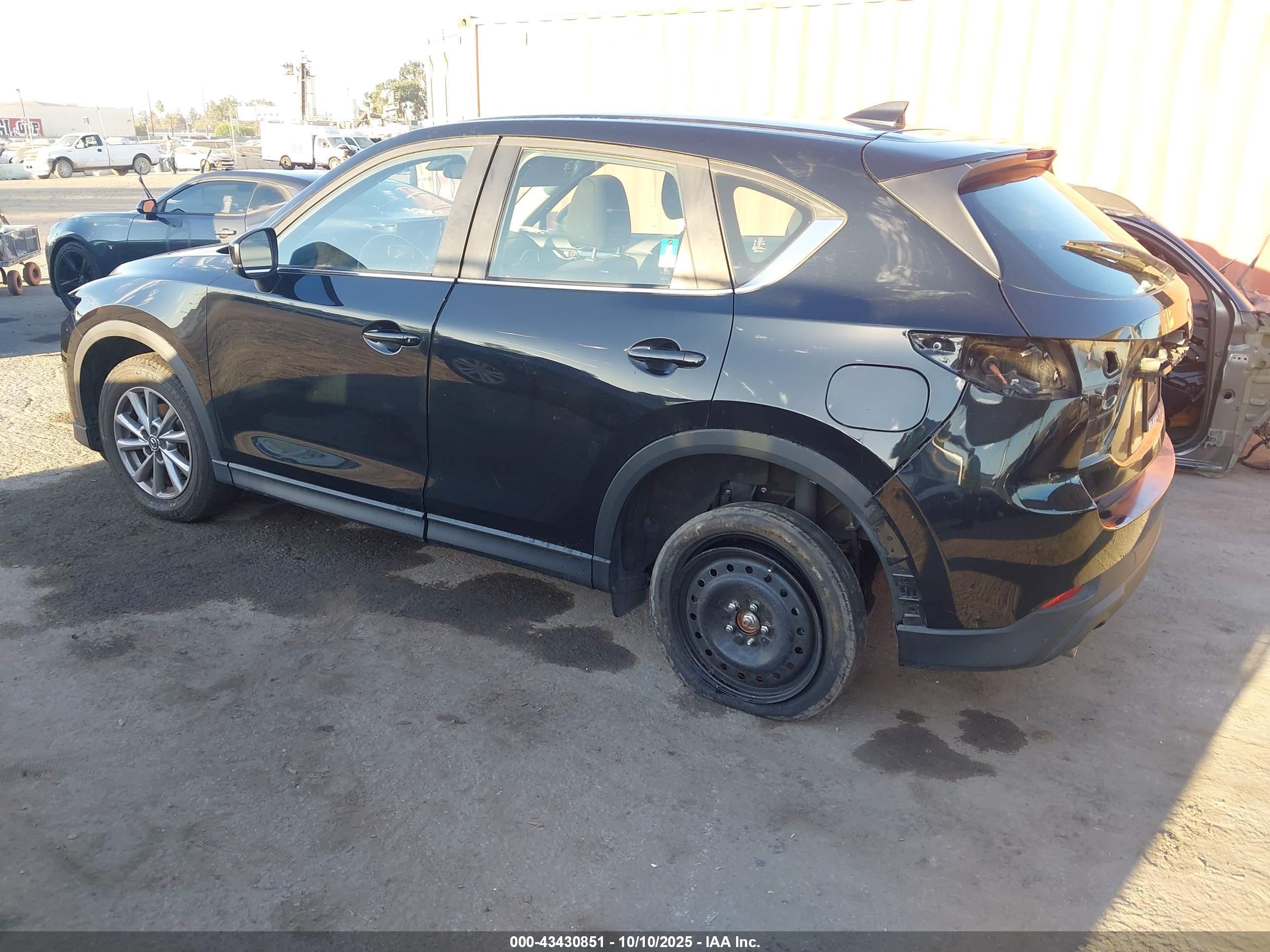 MAZDA CX-5 image 3