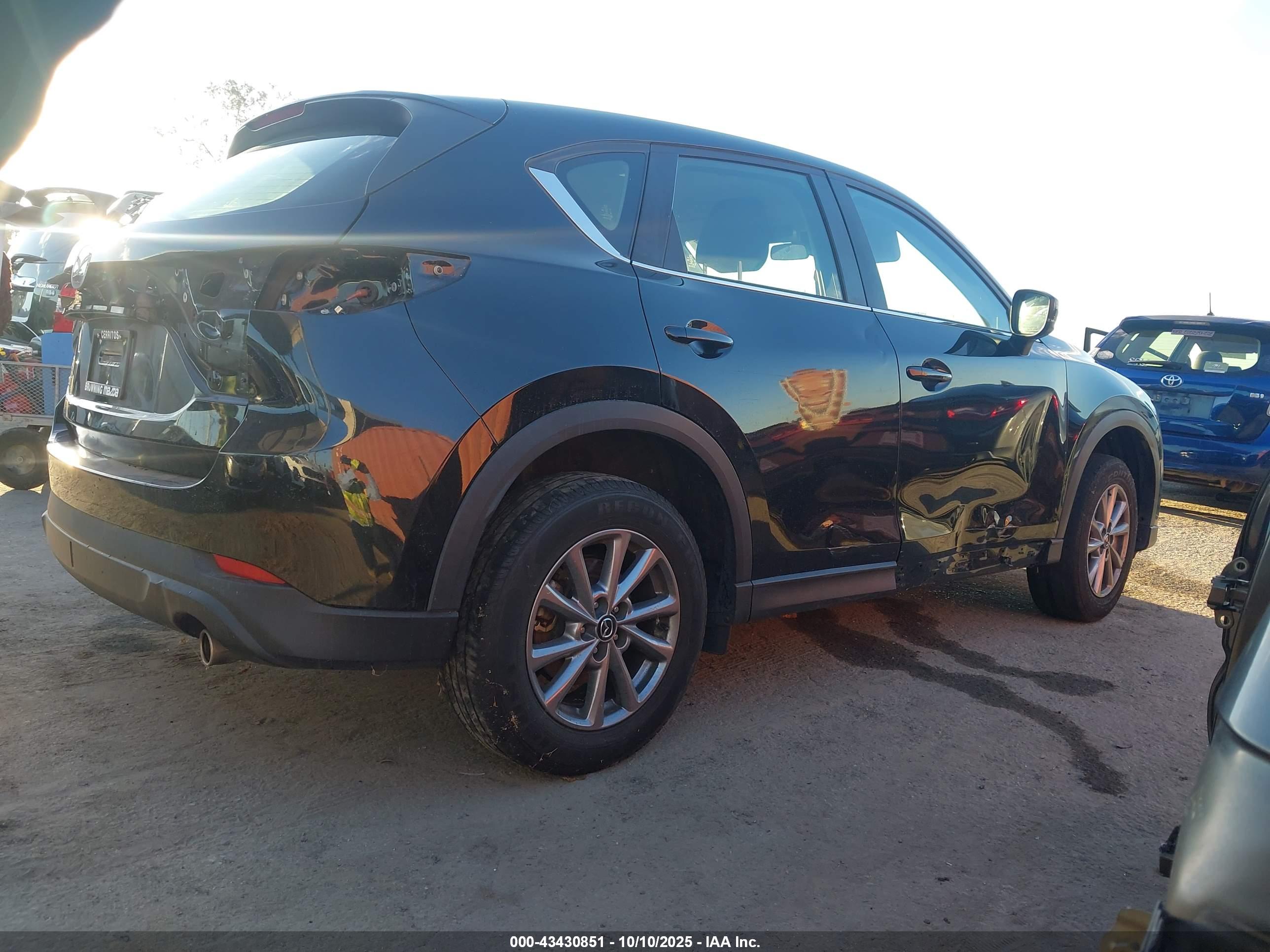MAZDA CX-5 image 4
