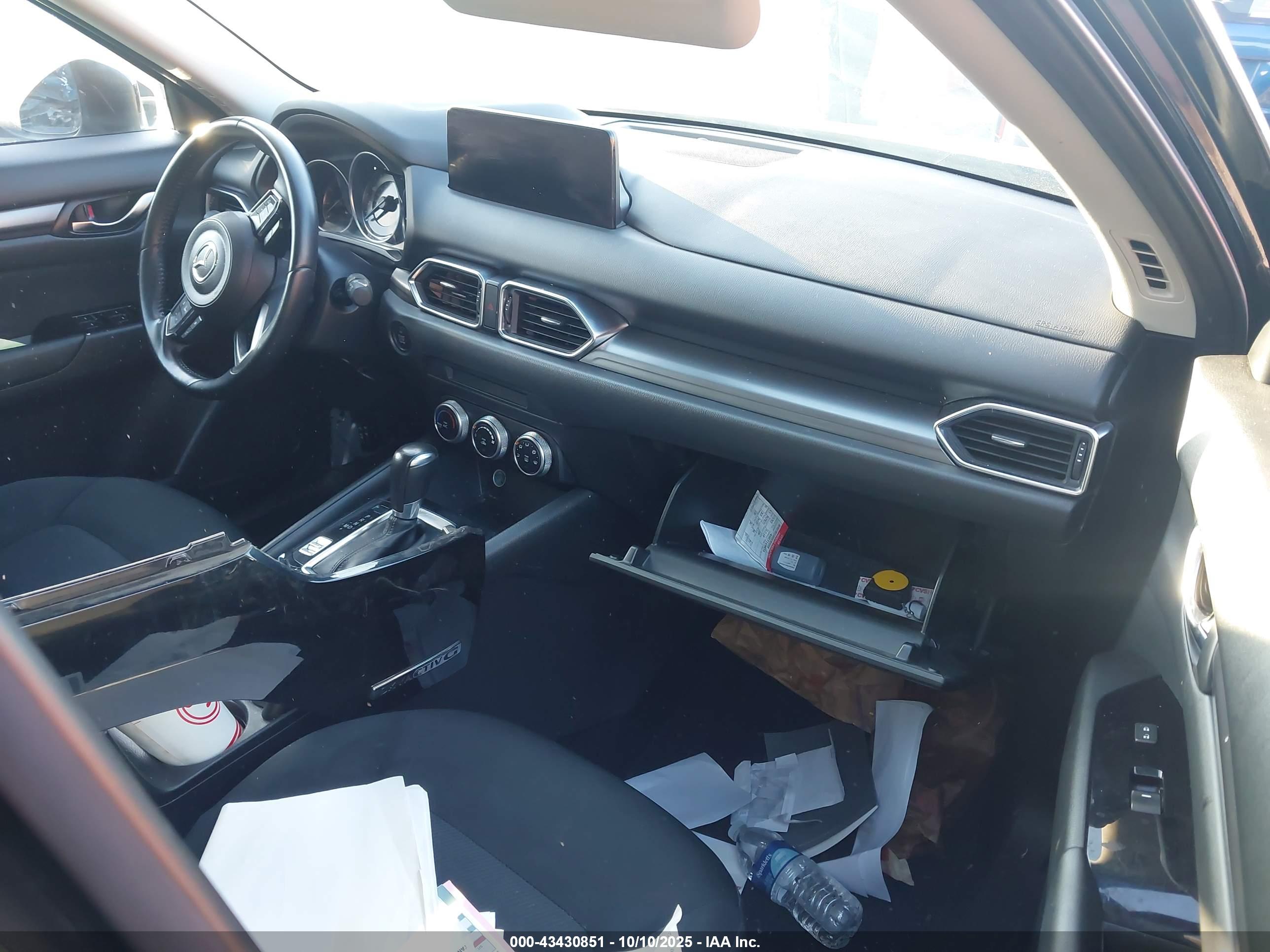 MAZDA CX-5 image 5