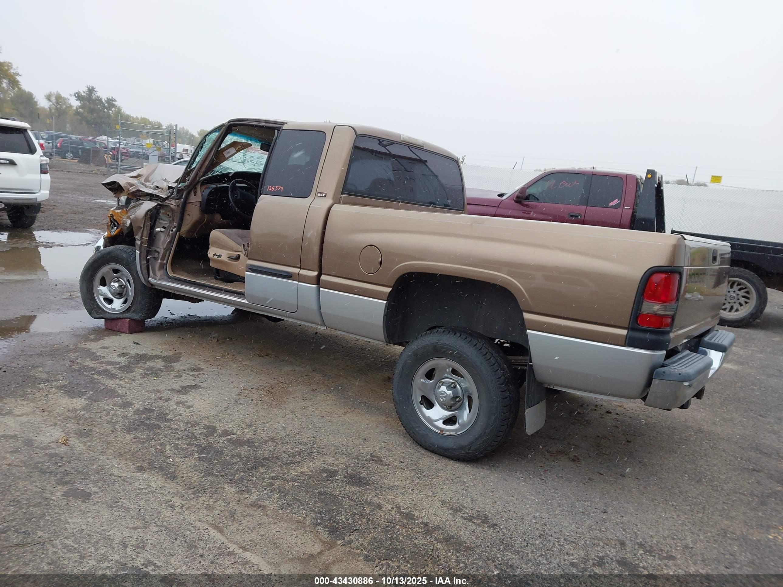 DODGE RAM image 3