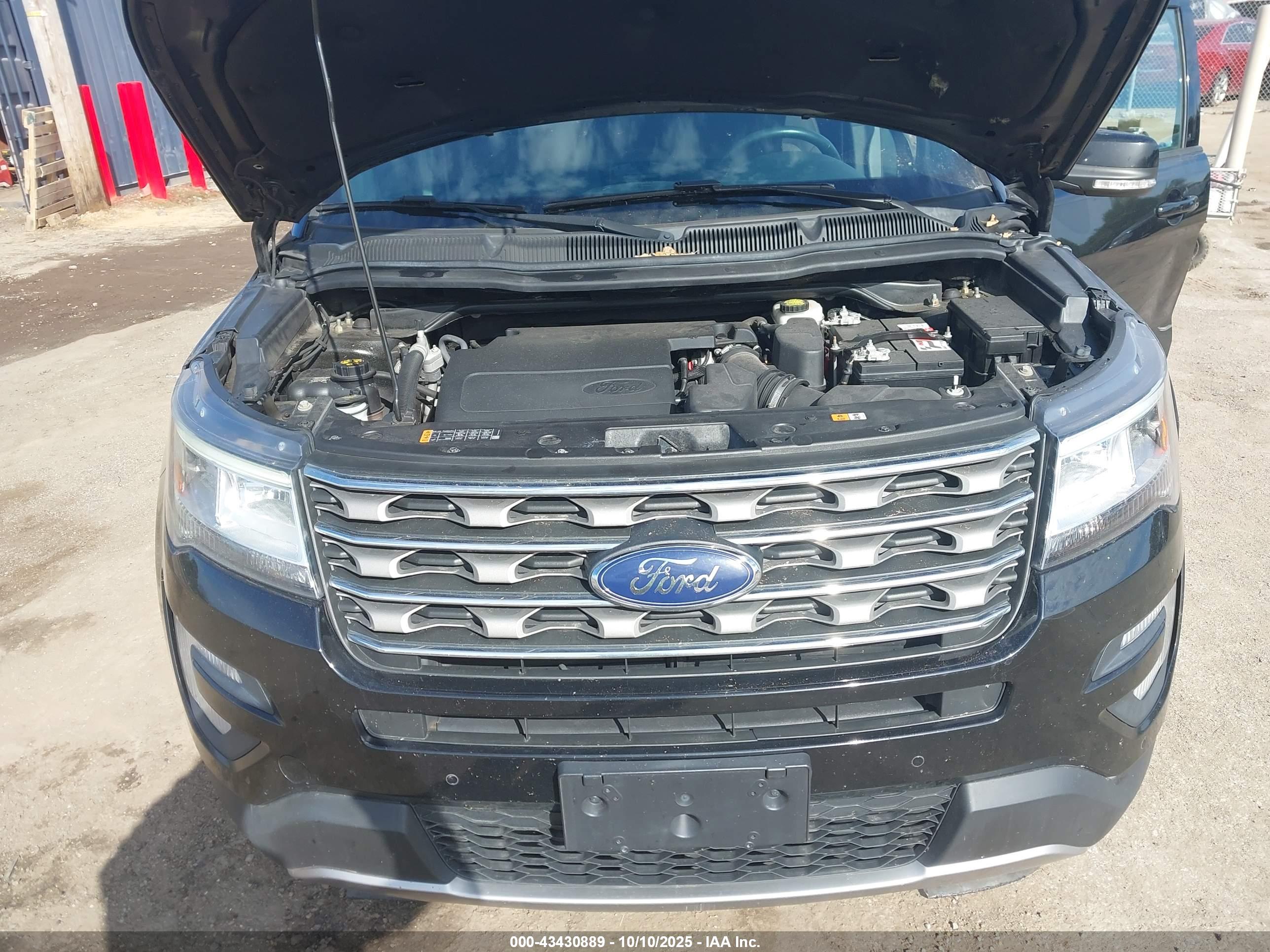 FORD EXPLORER image 10