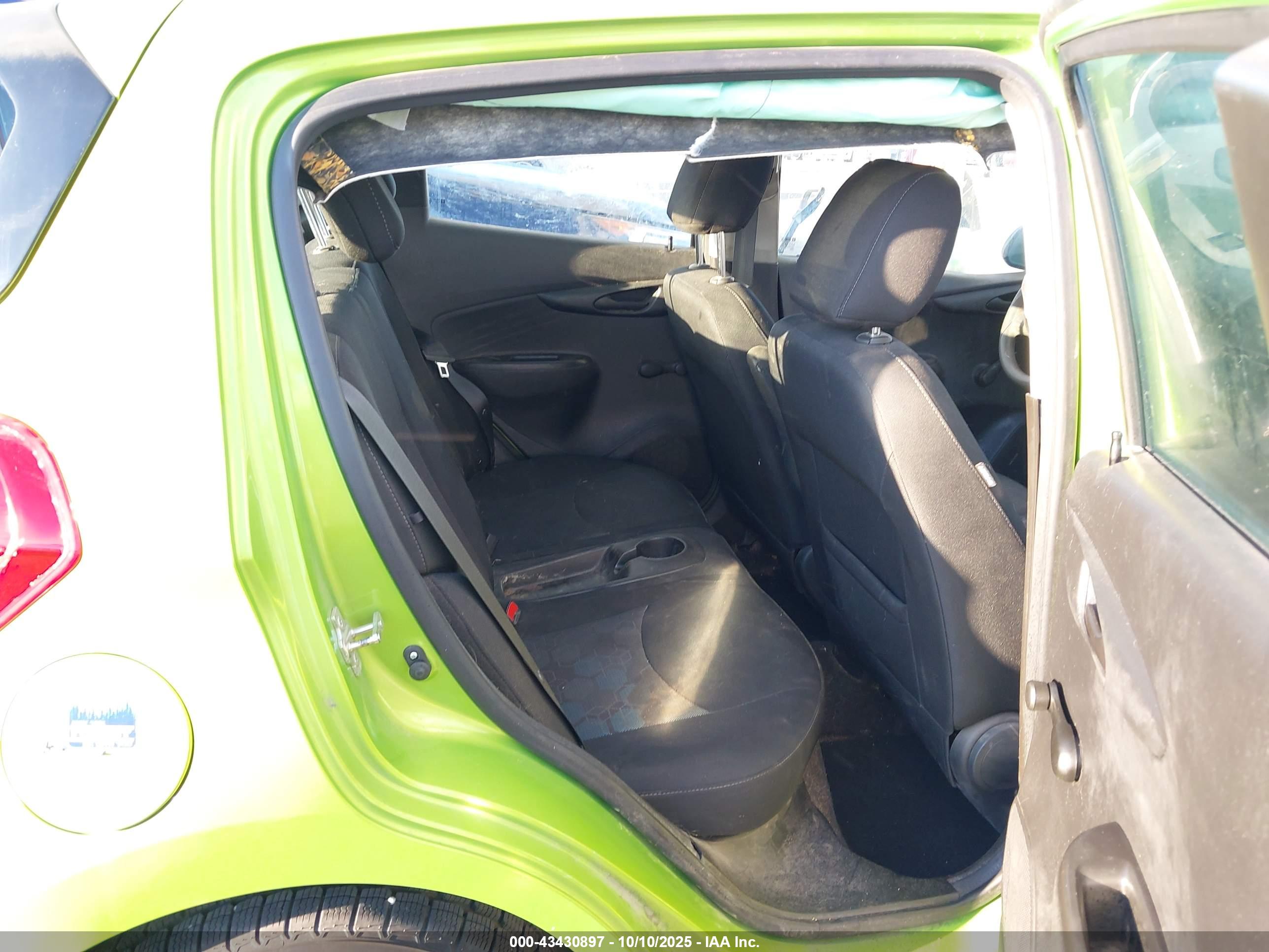 CHEVROLET SPARK image 8