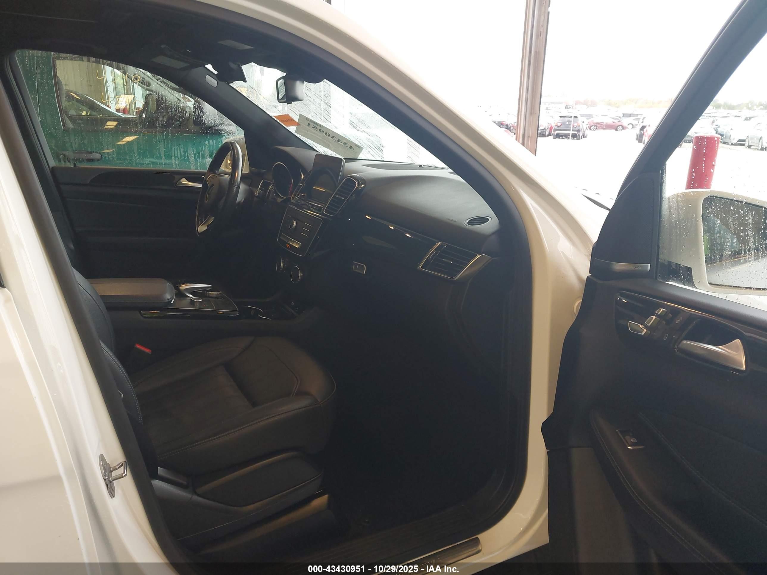 MERCEDES-BENZ GLE image 5