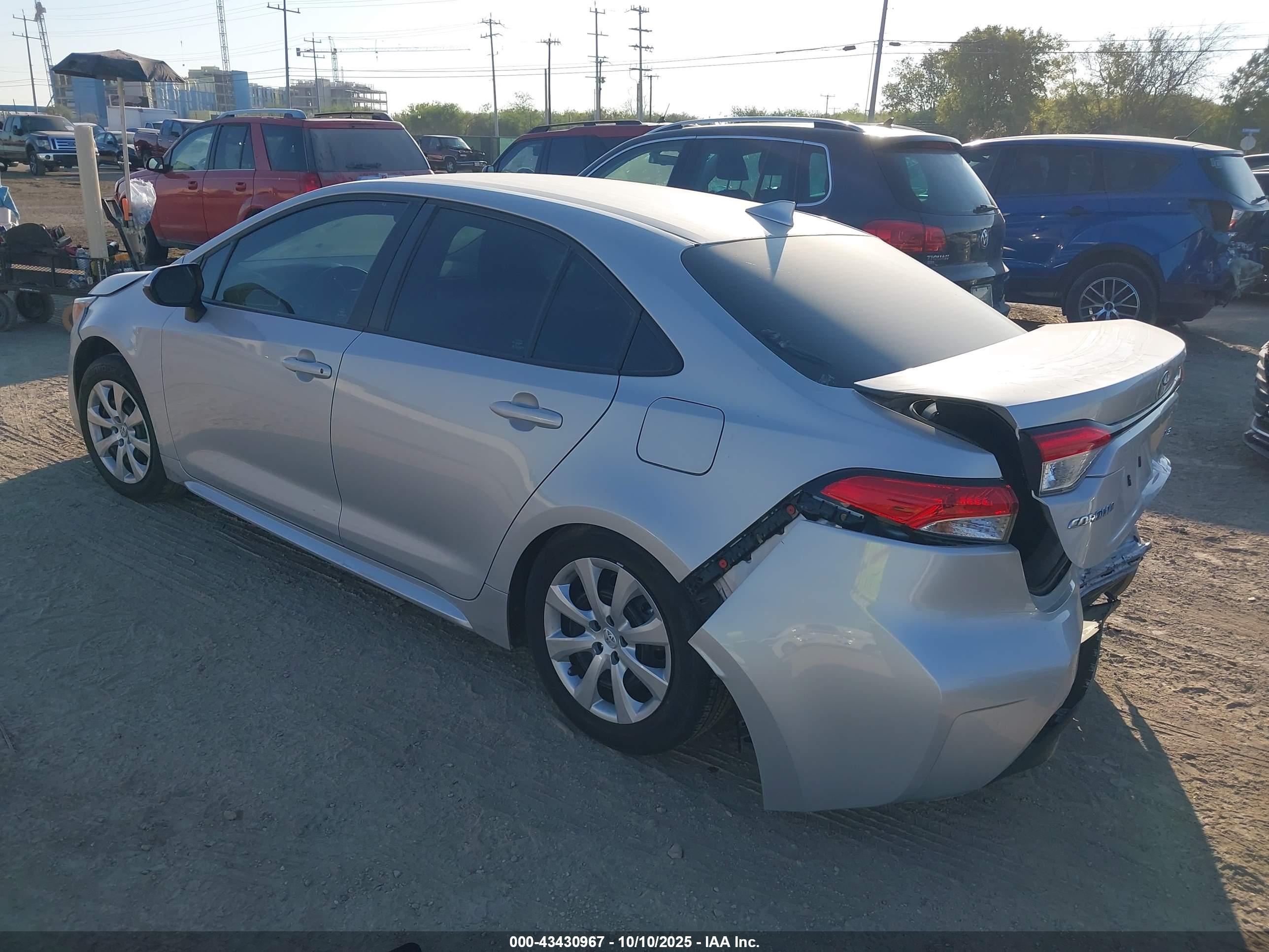 TOYOTA COROLLA image 3