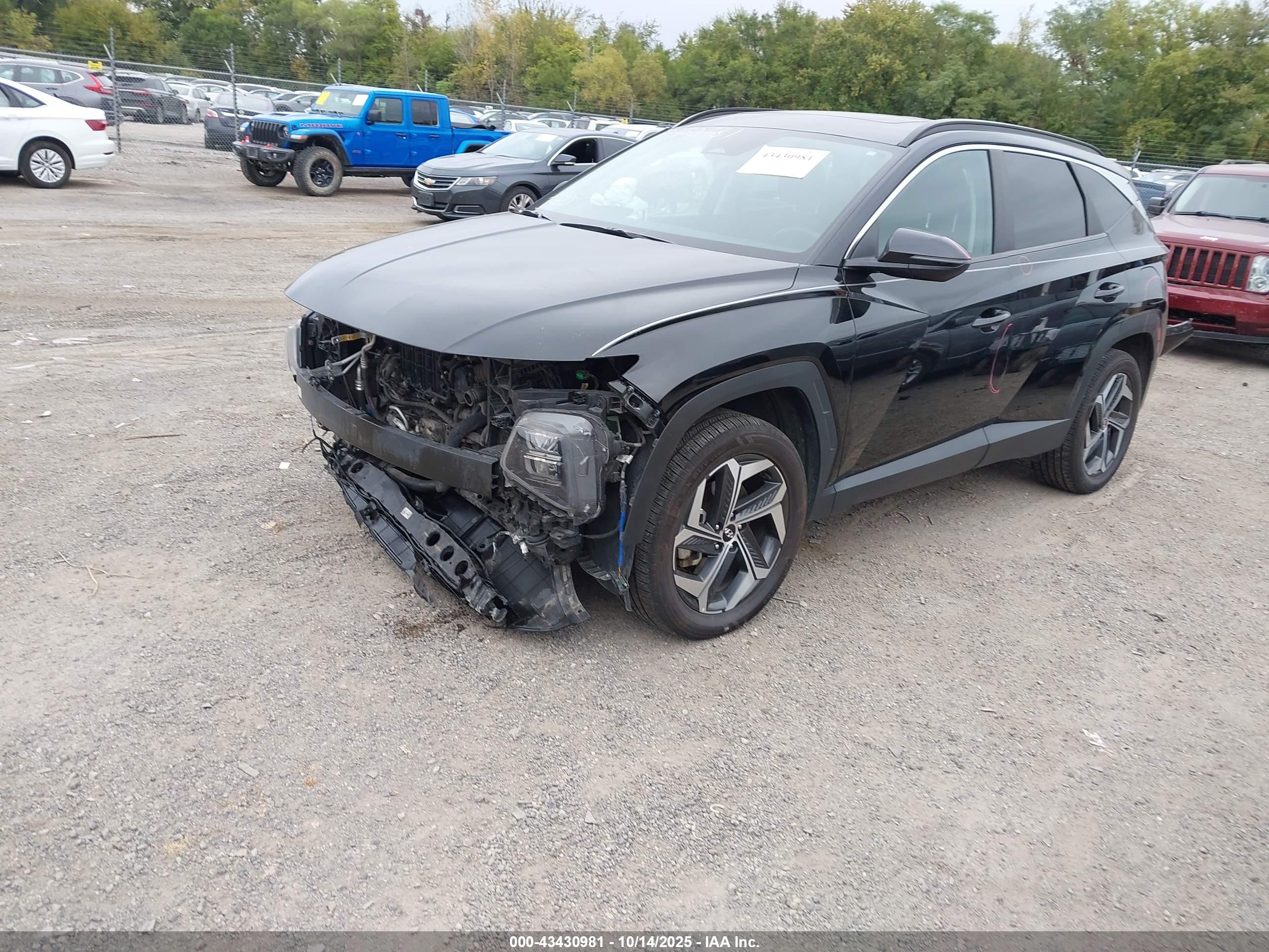 HYUNDAI TUCSON image 2