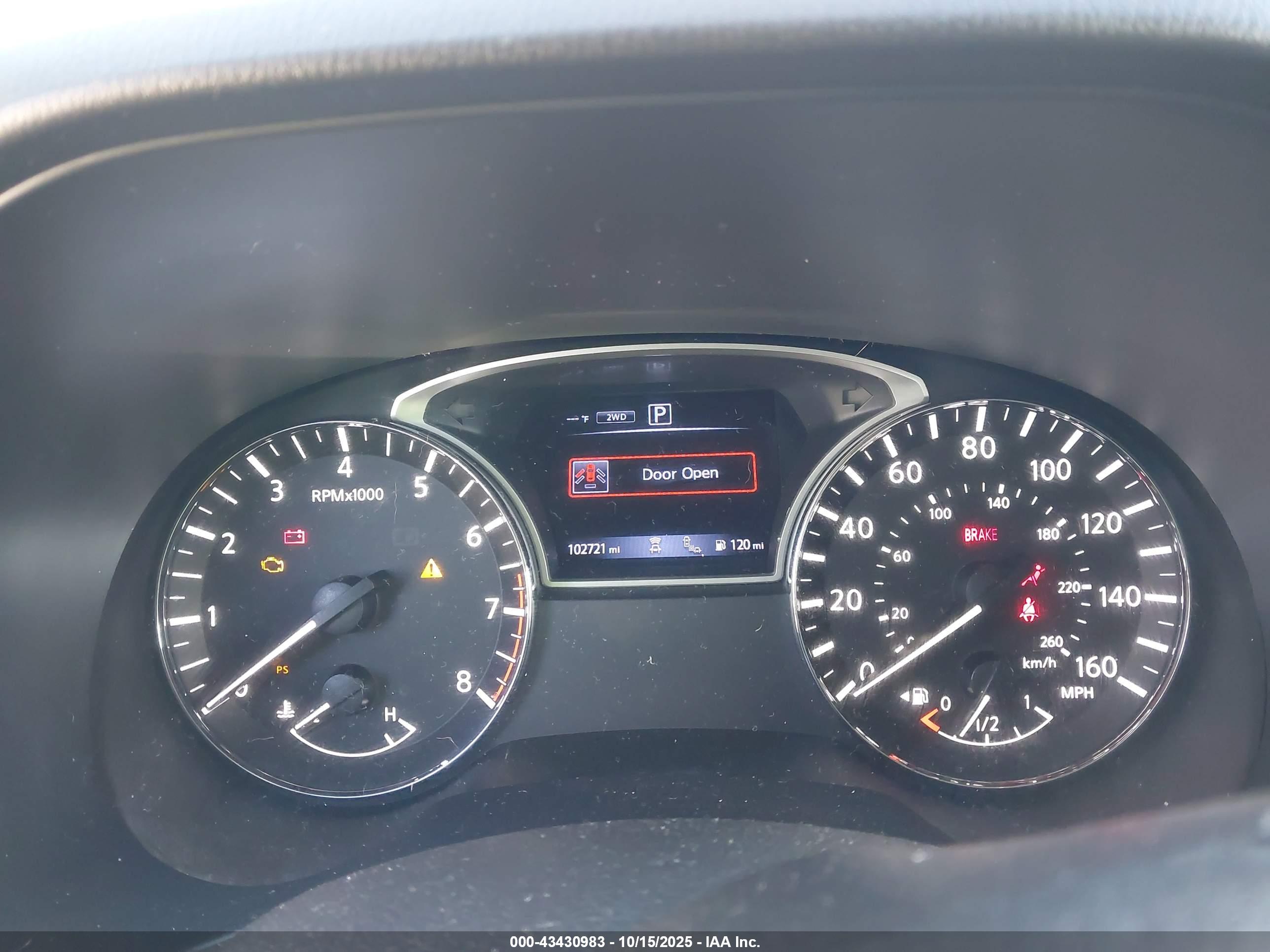 NISSAN PATHFINDER image 7
