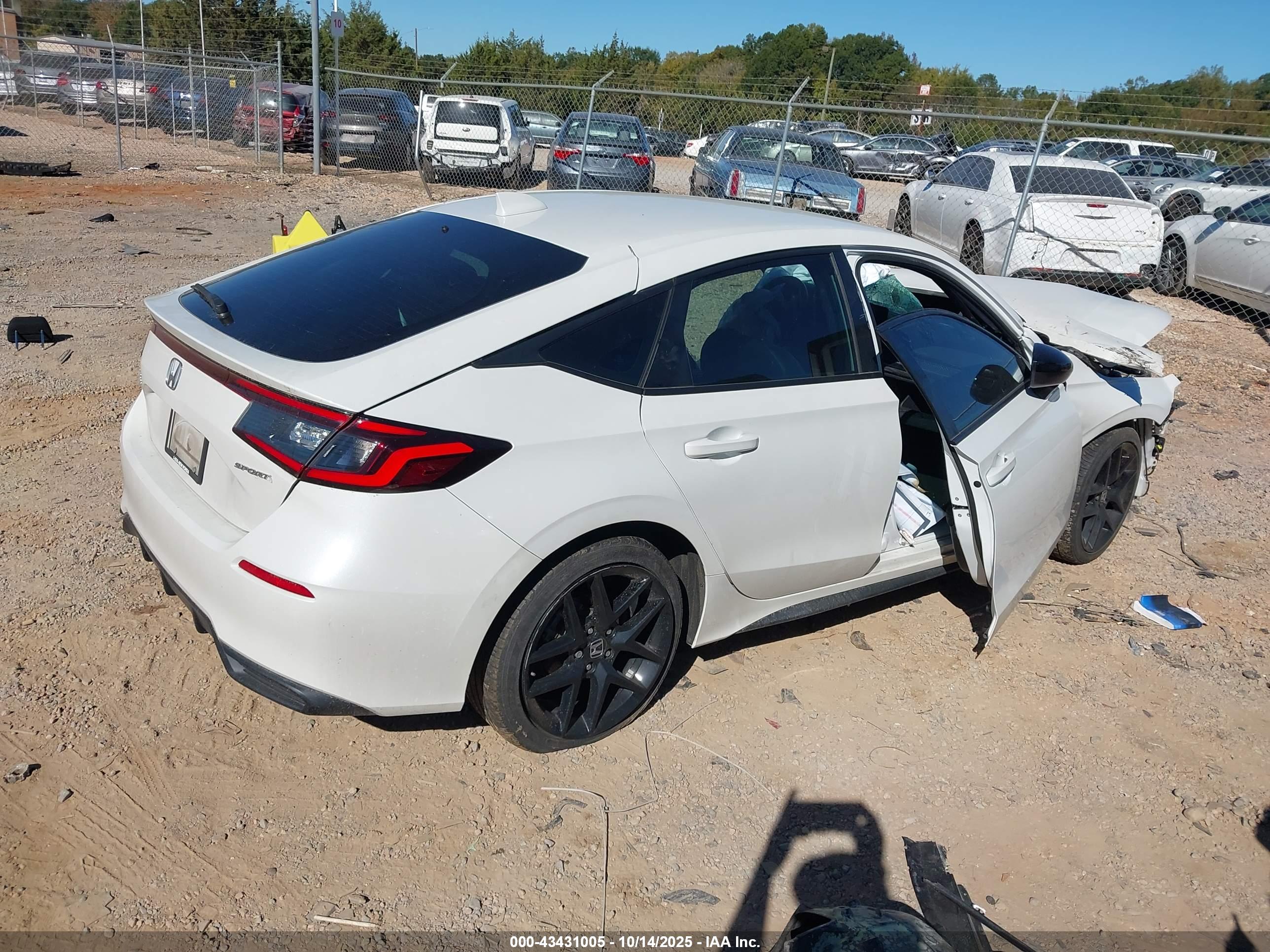 HONDA CIVIC image 4