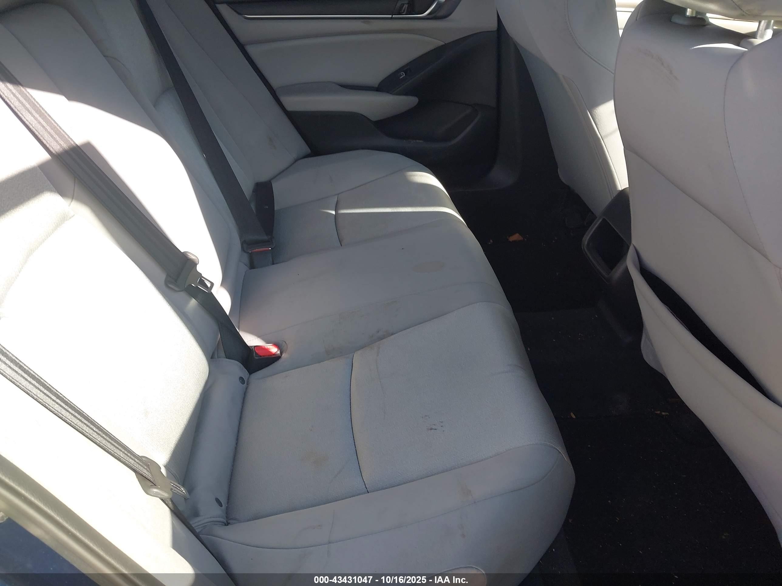 HONDA ACCORD image 8
