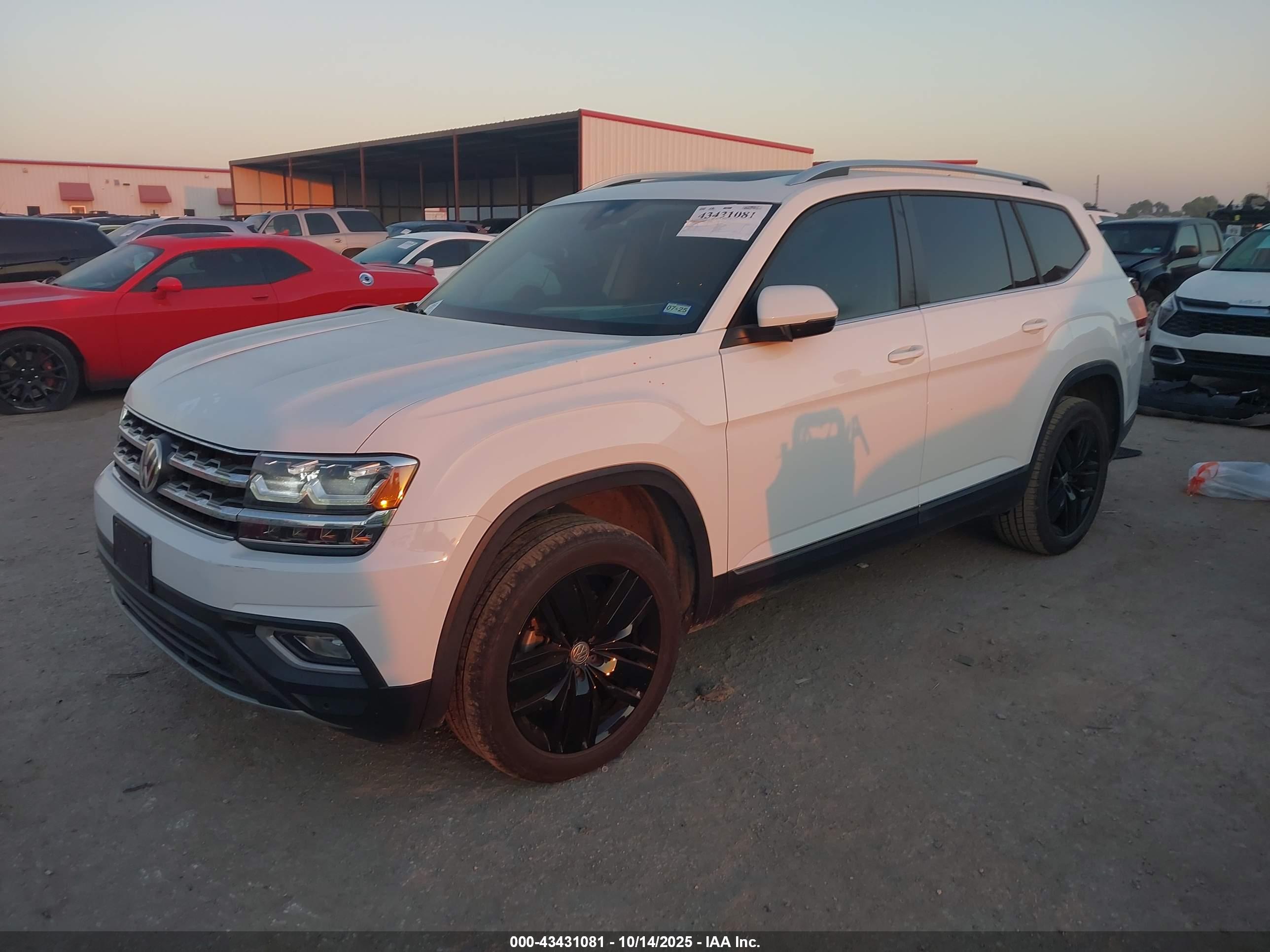 VOLKSWAGEN ATLAS image 2