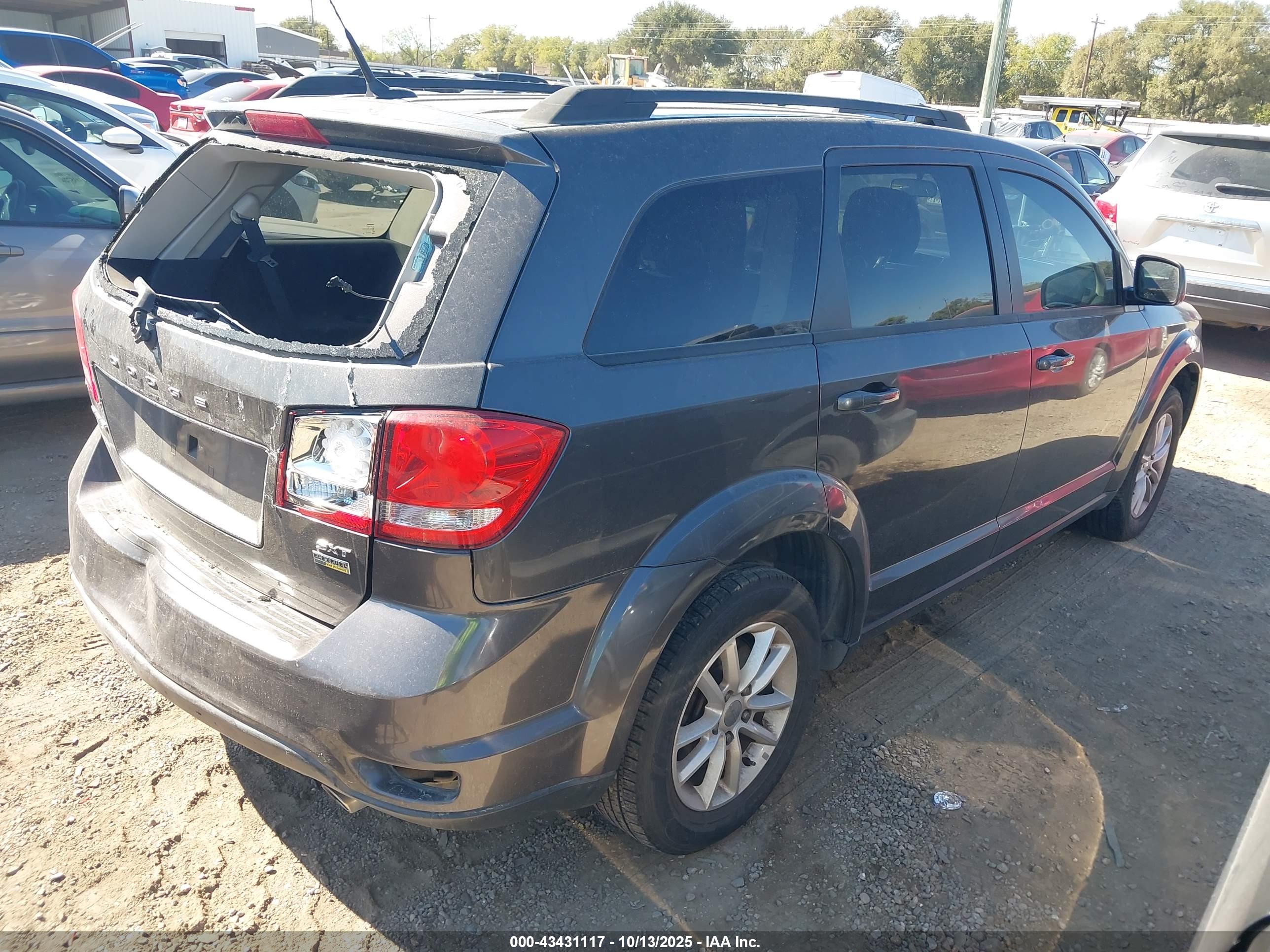 DODGE JOURNEY image 4