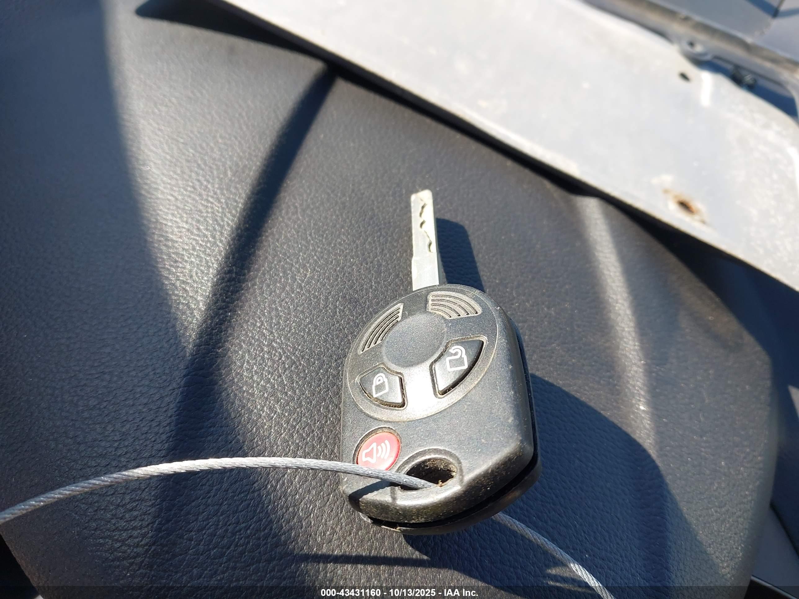 FORD ESCAPE image 11