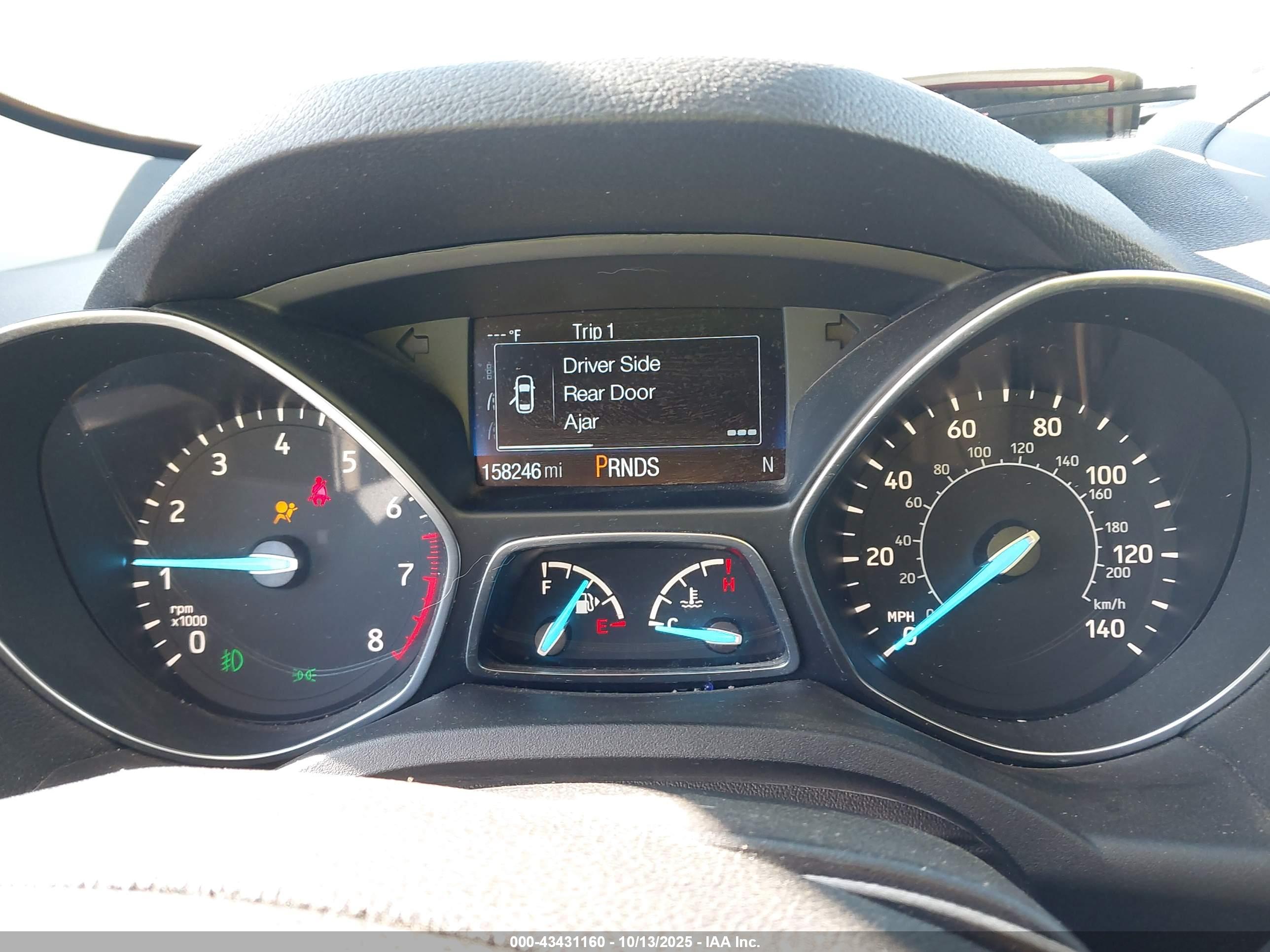 FORD ESCAPE image 7