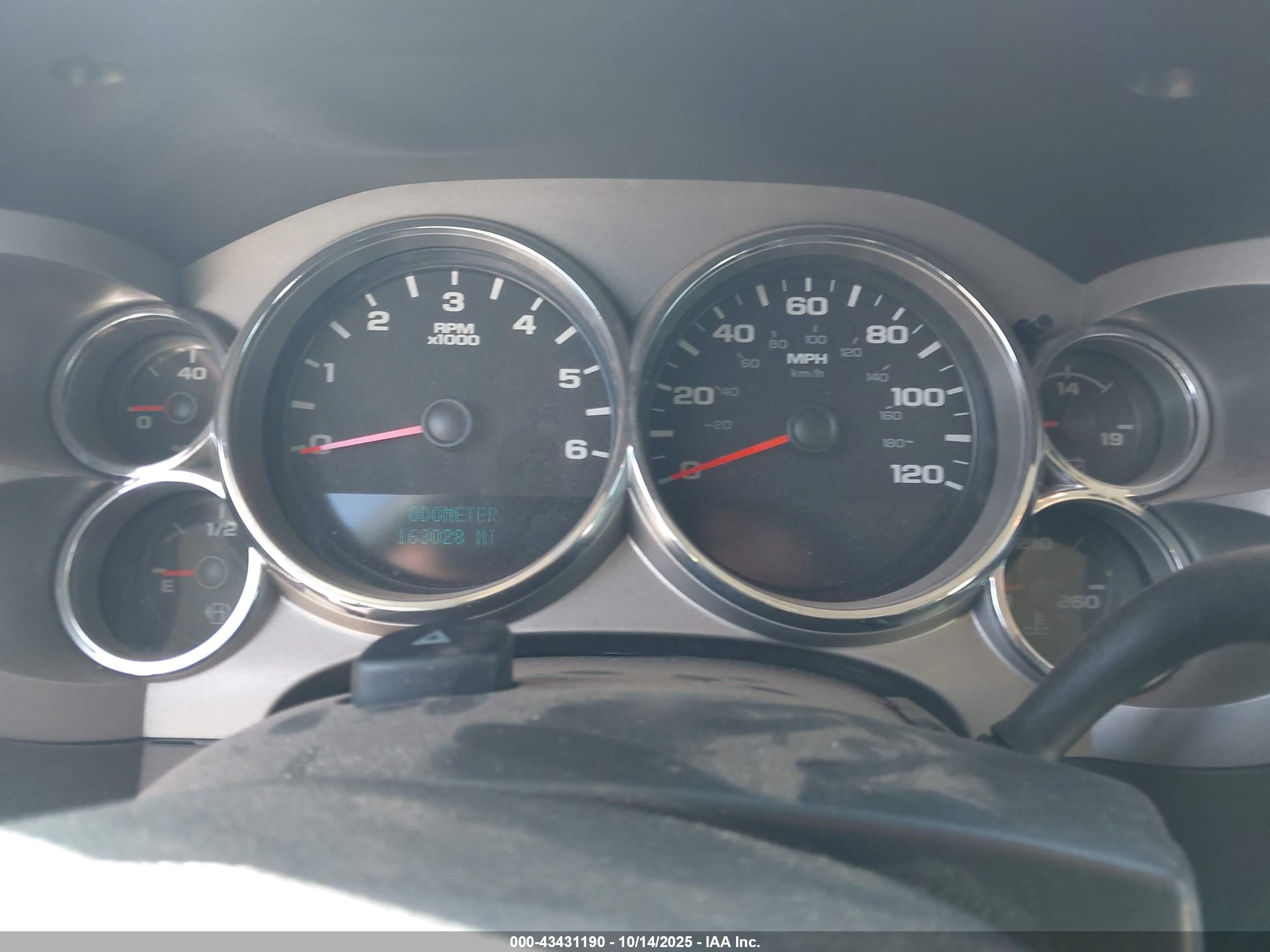 GMC SIERRA image 7