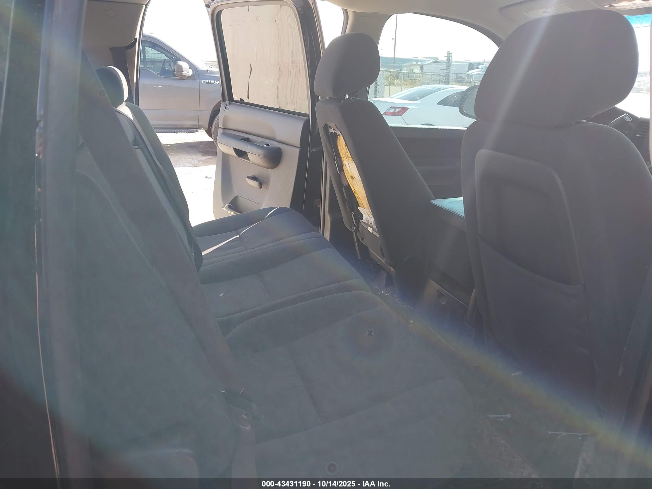 GMC SIERRA image 8
