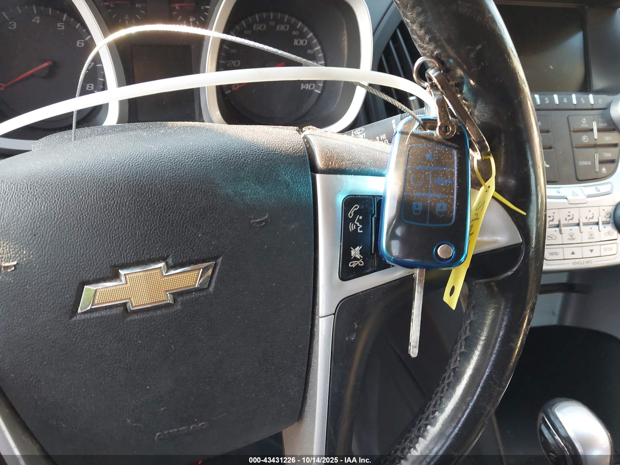 CHEVROLET EQUINOX image 11