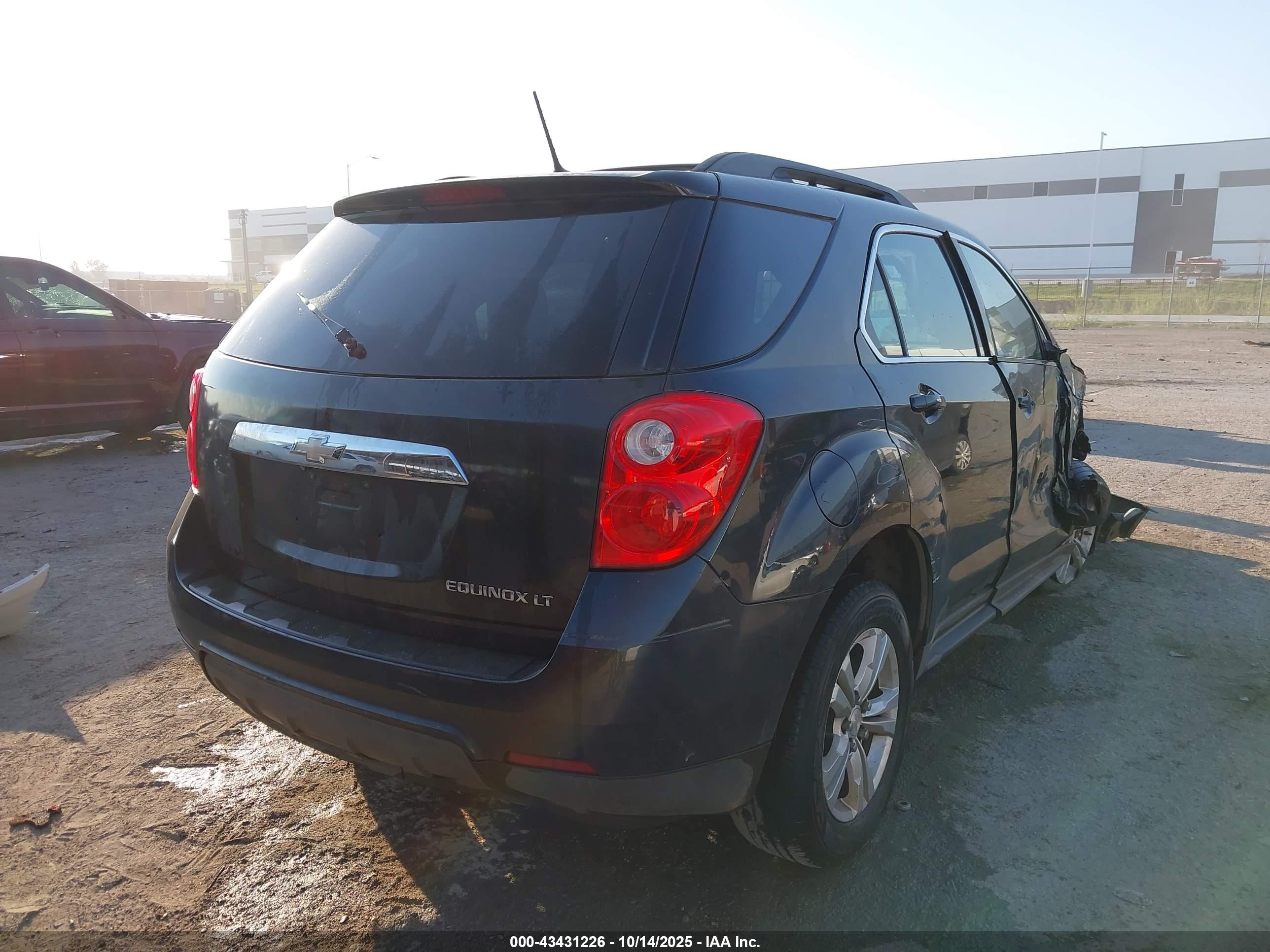 CHEVROLET EQUINOX image 4