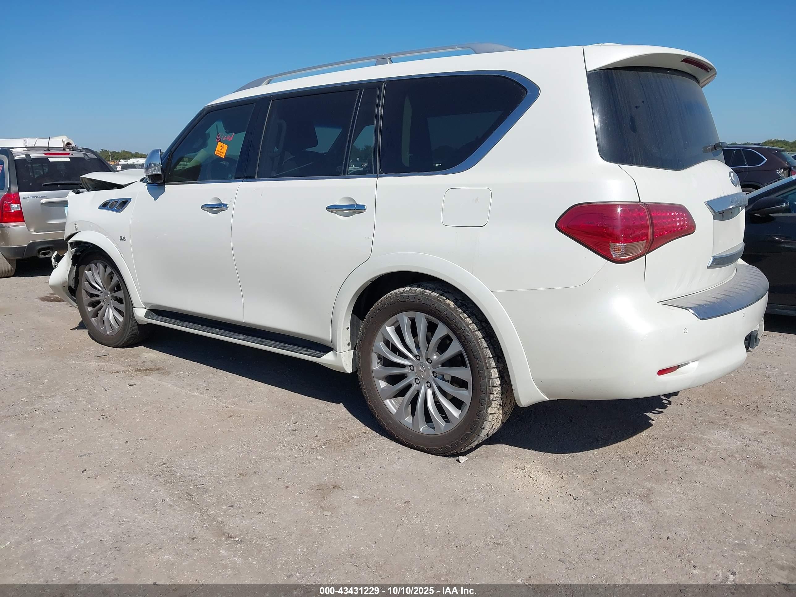 INFINITI QX80 image 3