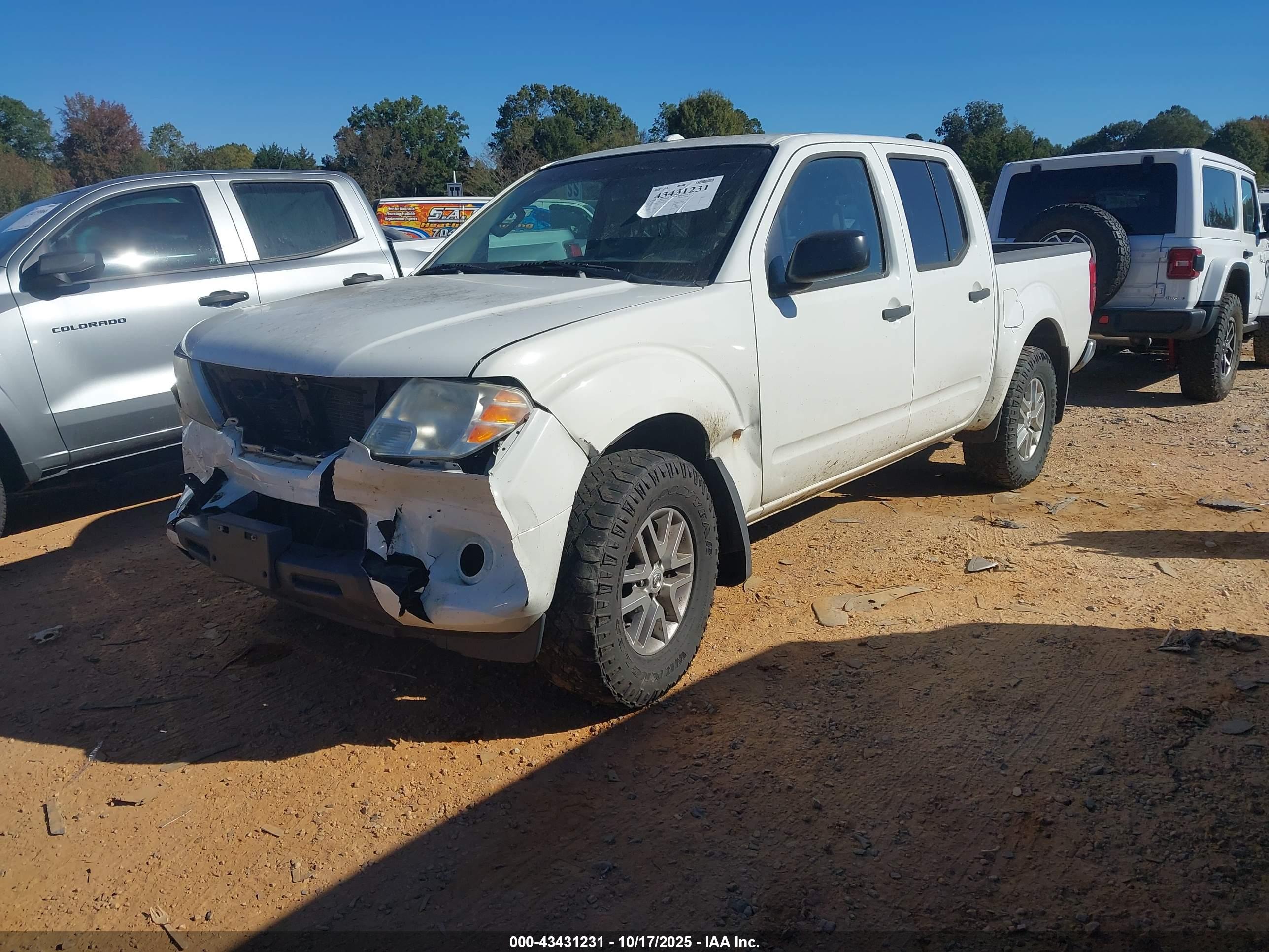 NISSAN FRONTIER image 2