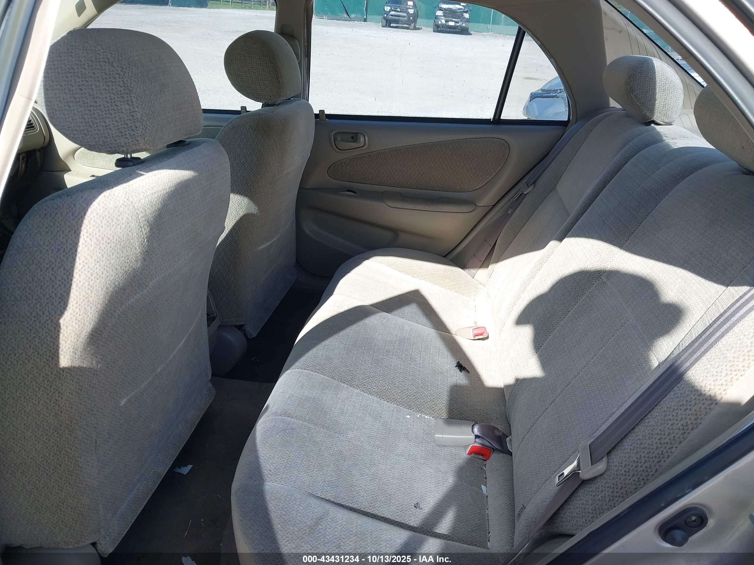 TOYOTA COROLLA image 8