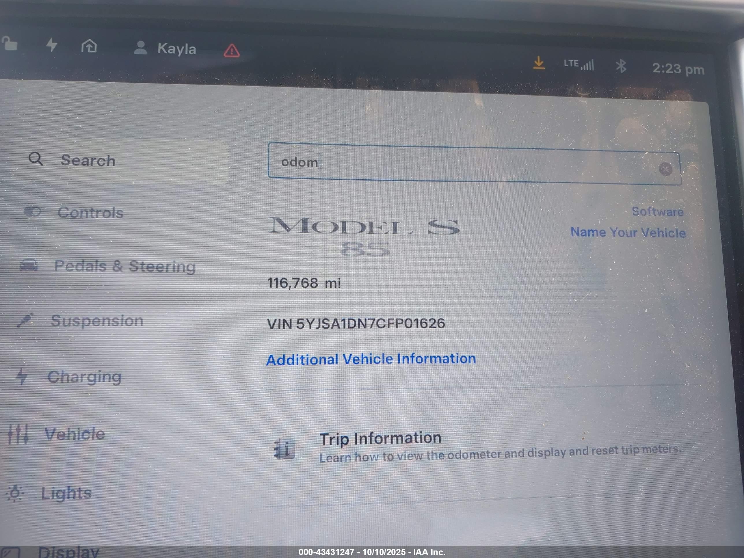 TESLA MODEL image 7