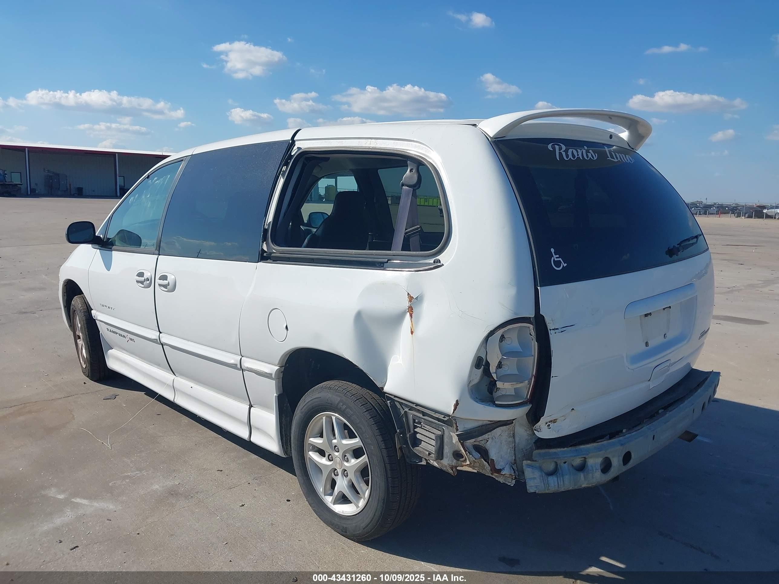 DODGE GRAND image 6