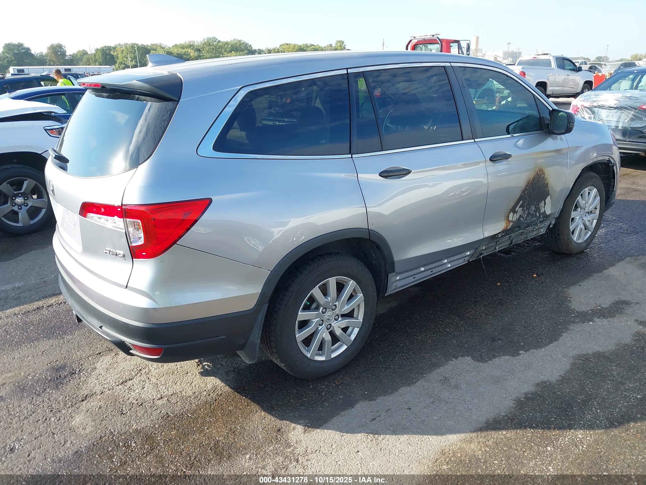 HONDA PILOT image 4
