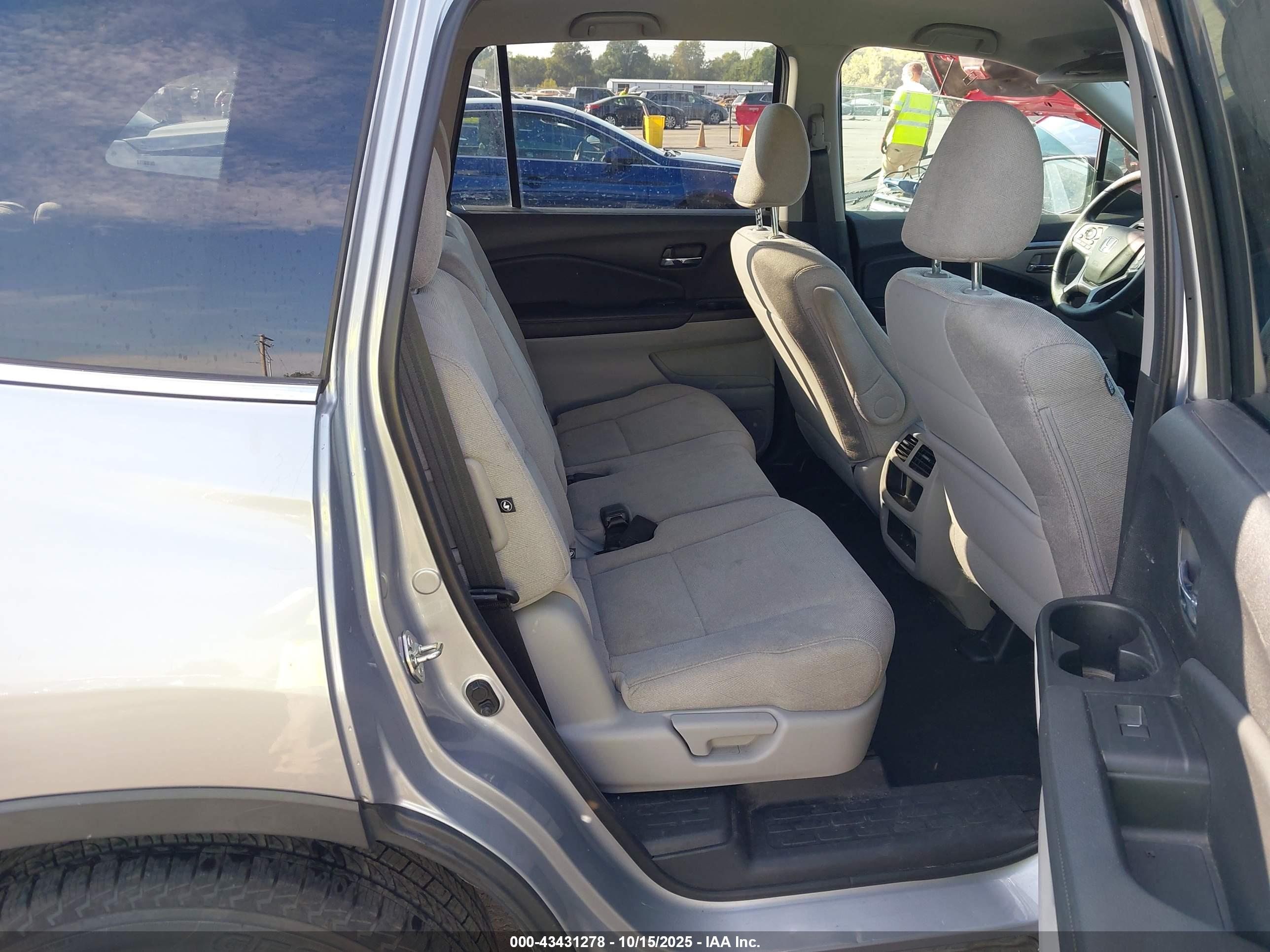 HONDA PILOT image 8