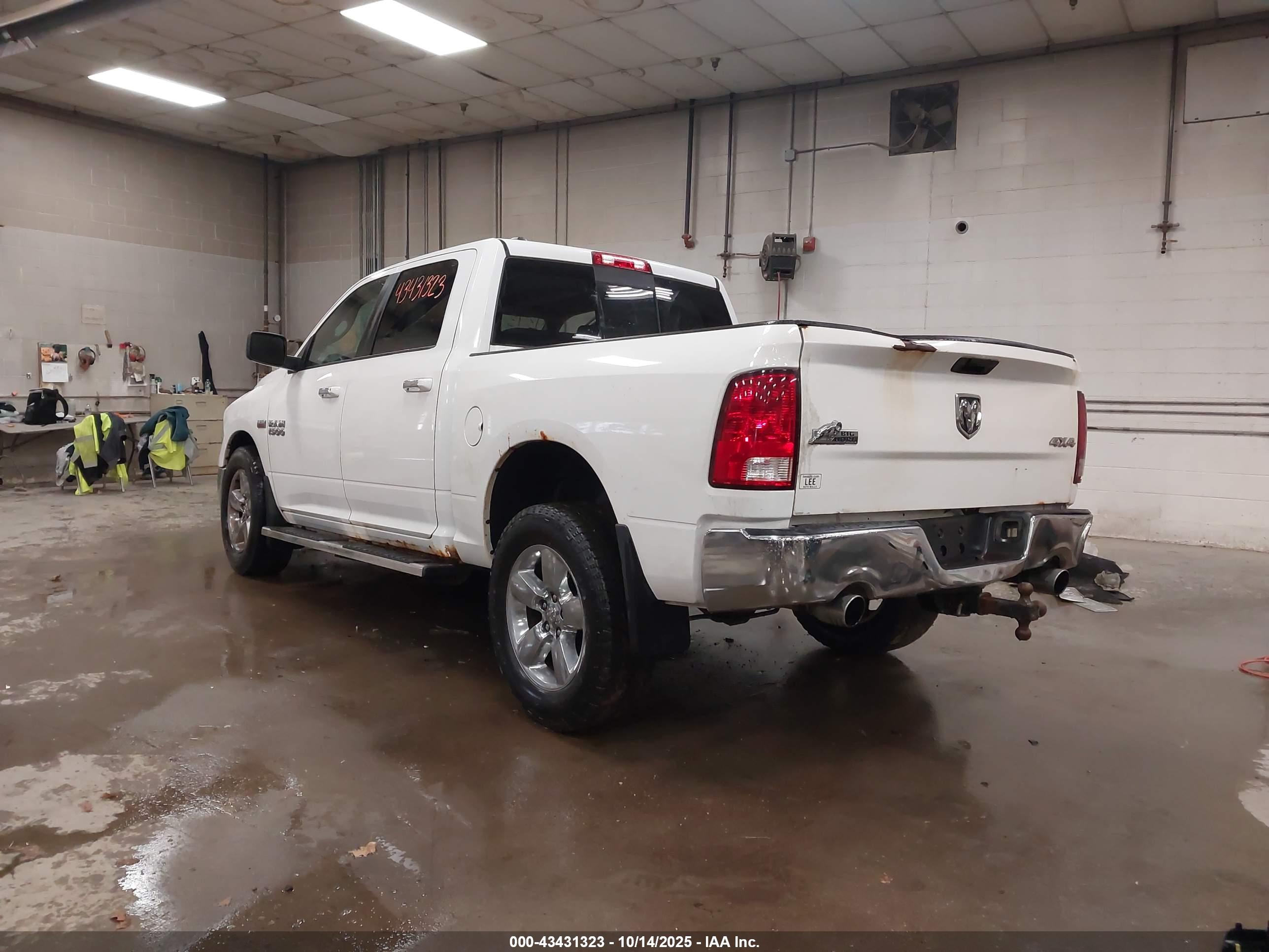 RAM 1500 image 3
