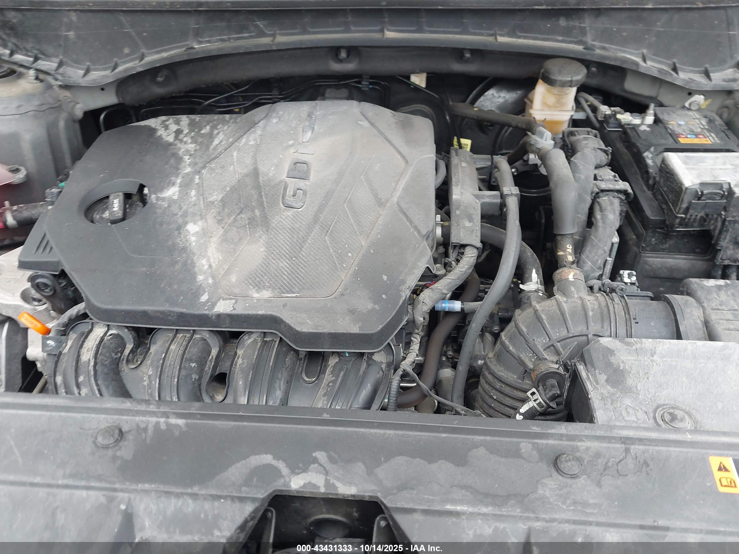 HYUNDAI SANTA image 10