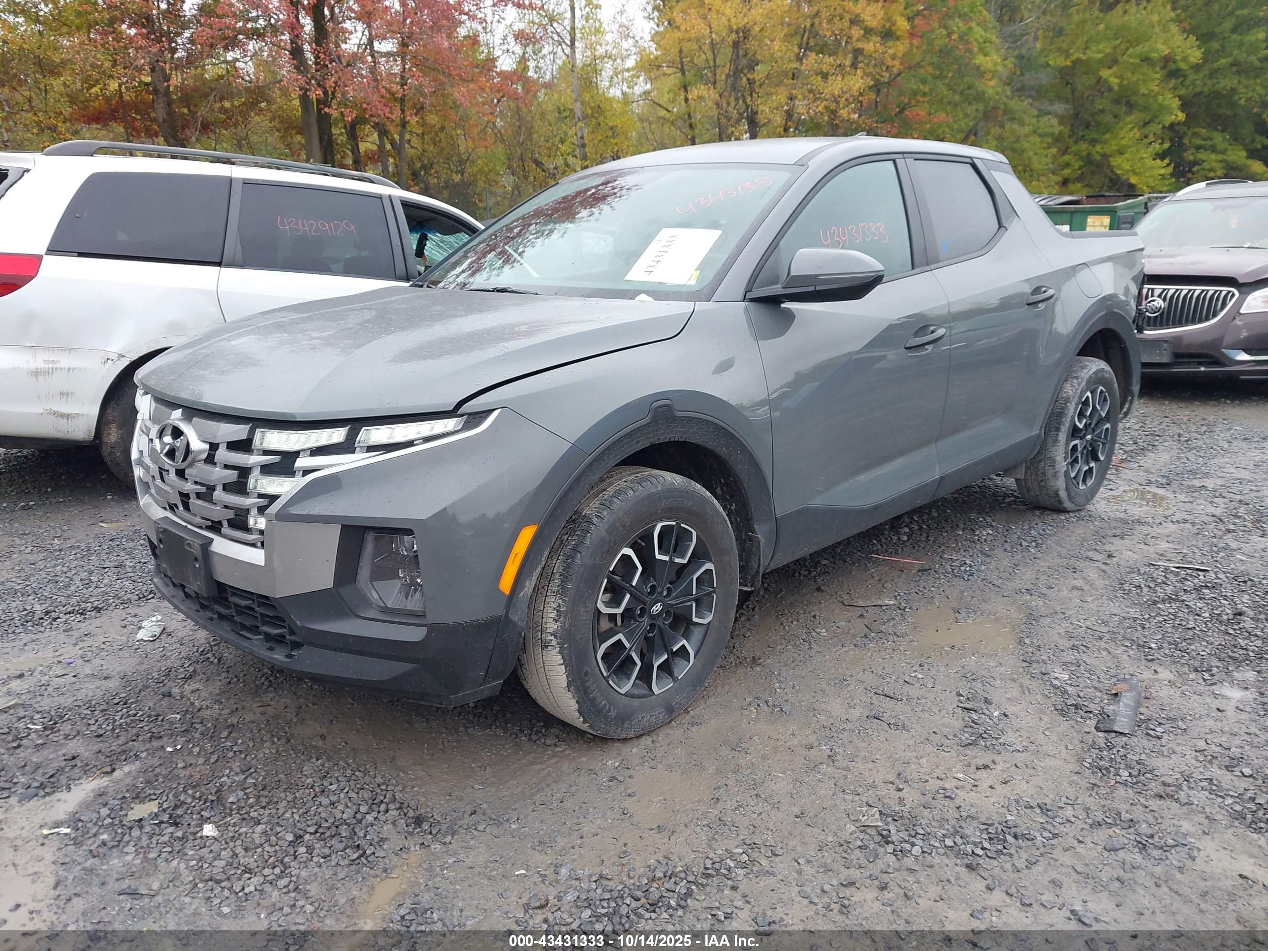 HYUNDAI SANTA image 2