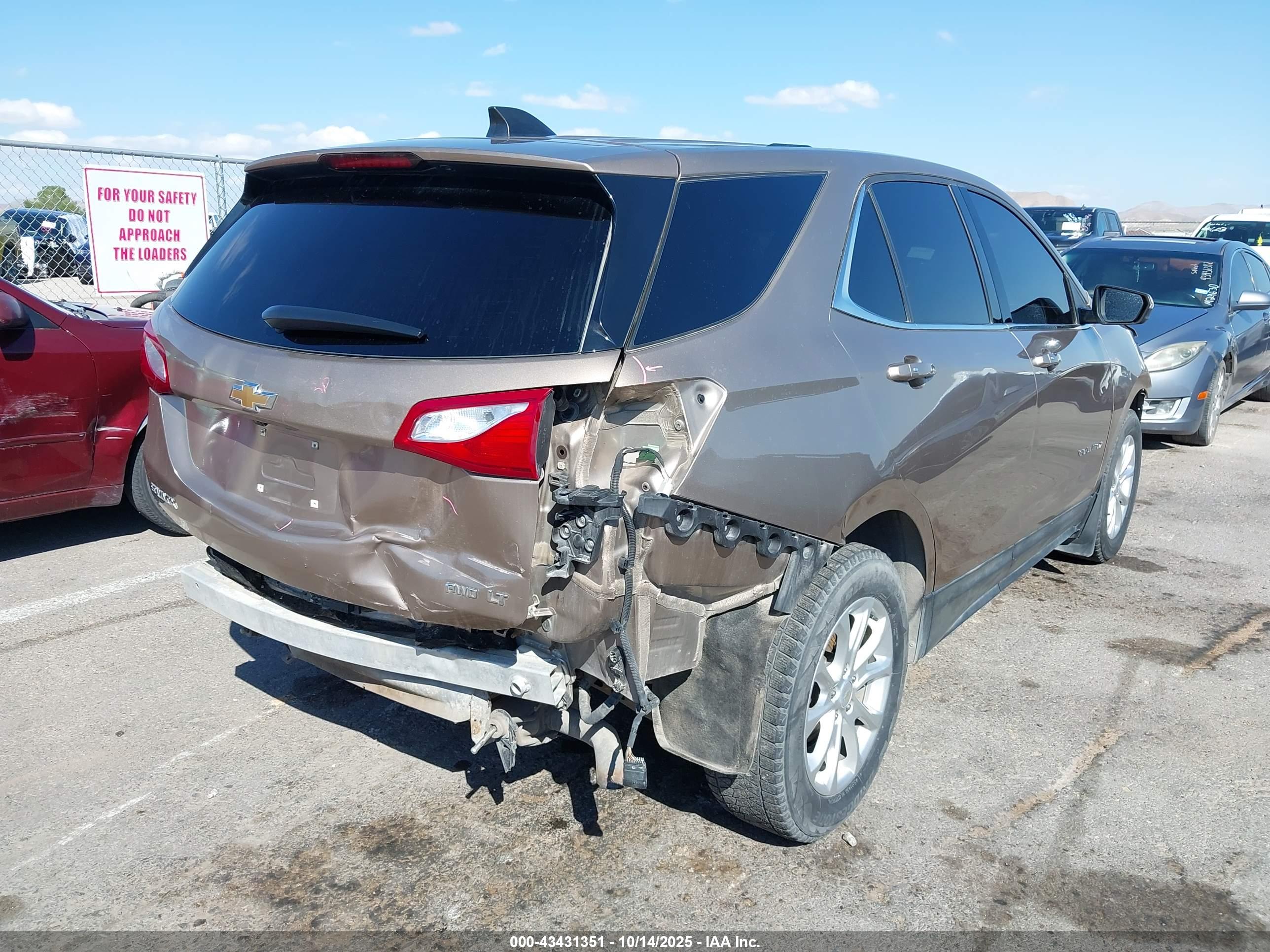 CHEVROLET EQUINOX image 4