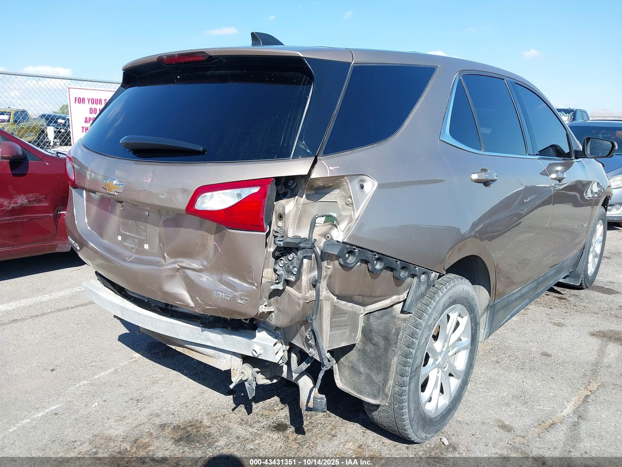 CHEVROLET EQUINOX image 6